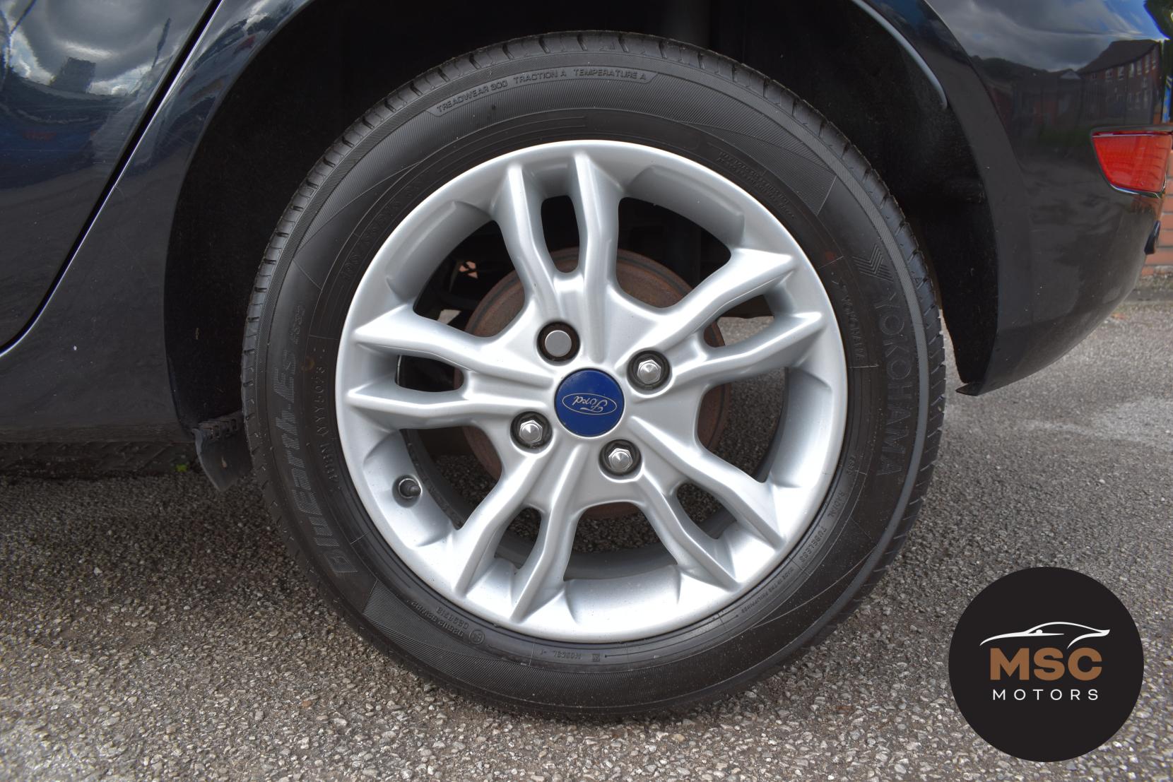 Ford Fiesta 1.5 TDCi Zetec Hatchback 5dr Diesel Manual Euro 5 (75 ps)