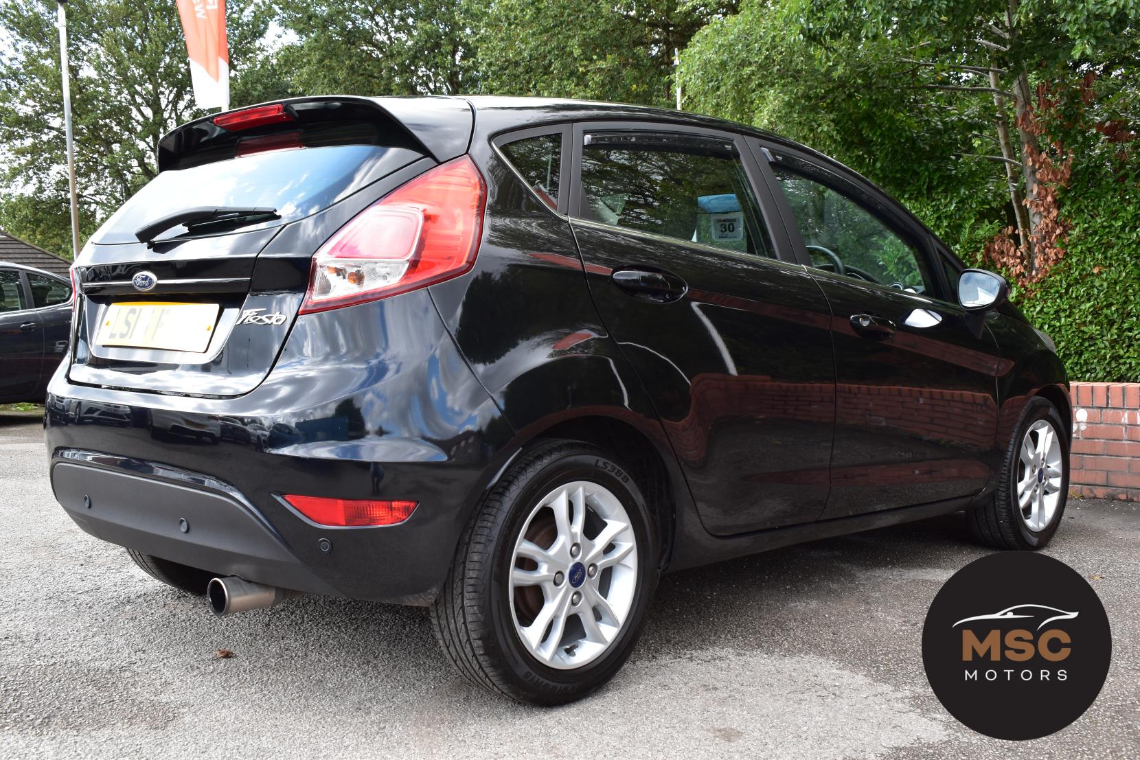 Ford Fiesta 1.5 TDCi Zetec Hatchback 5dr Diesel Manual Euro 5 (75 ps)