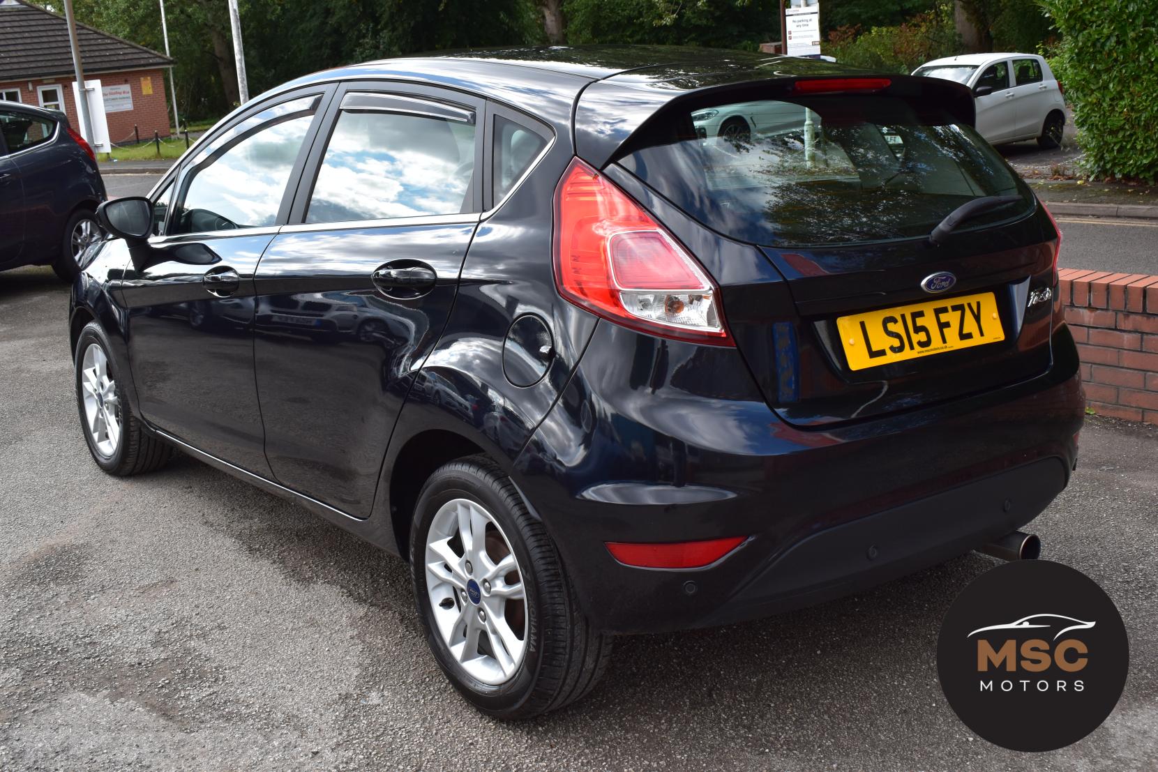 Ford Fiesta 1.5 TDCi Zetec Hatchback 5dr Diesel Manual Euro 5 (75 ps)