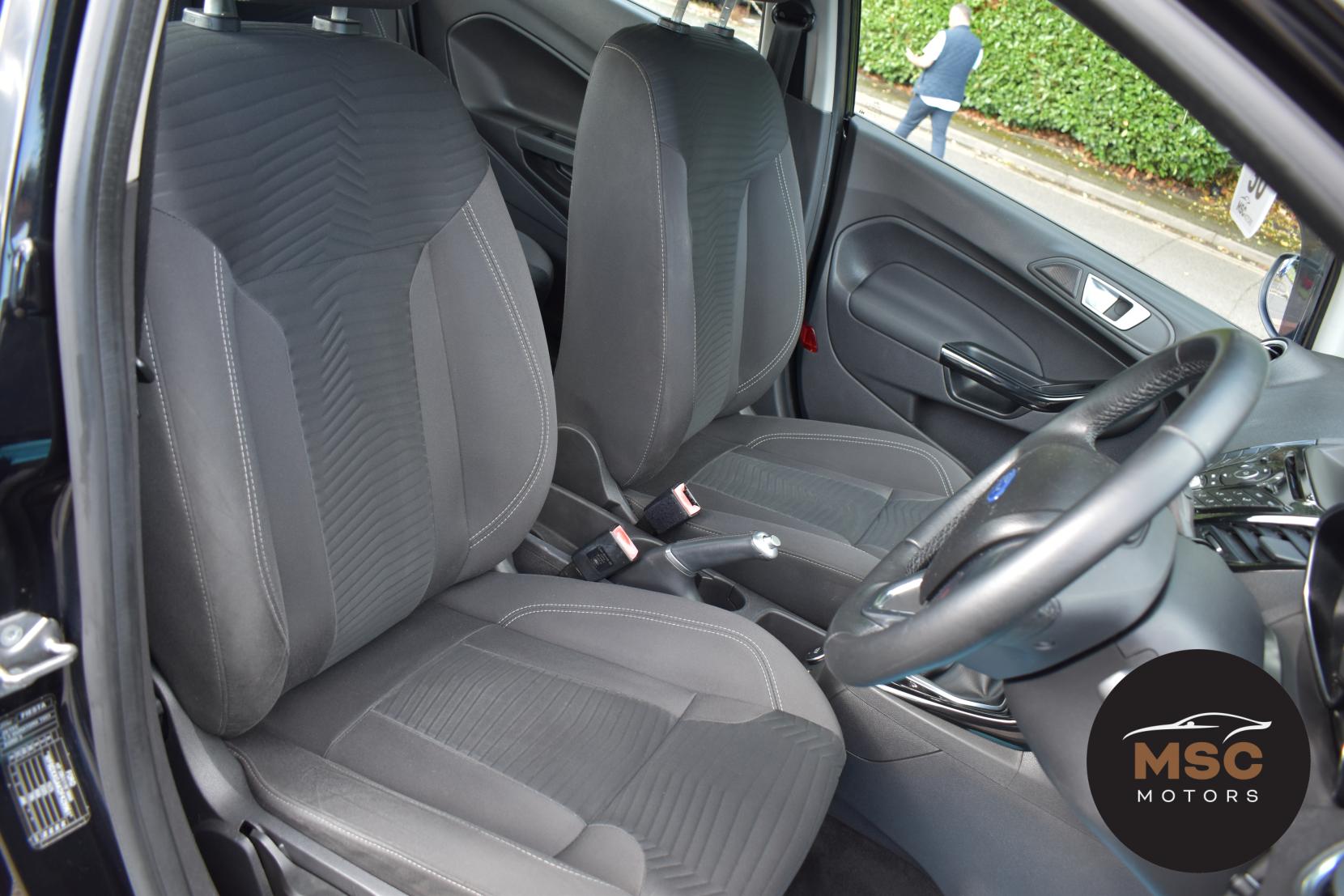 Ford Fiesta 1.5 TDCi Zetec Hatchback 5dr Diesel Manual Euro 5 (75 ps)