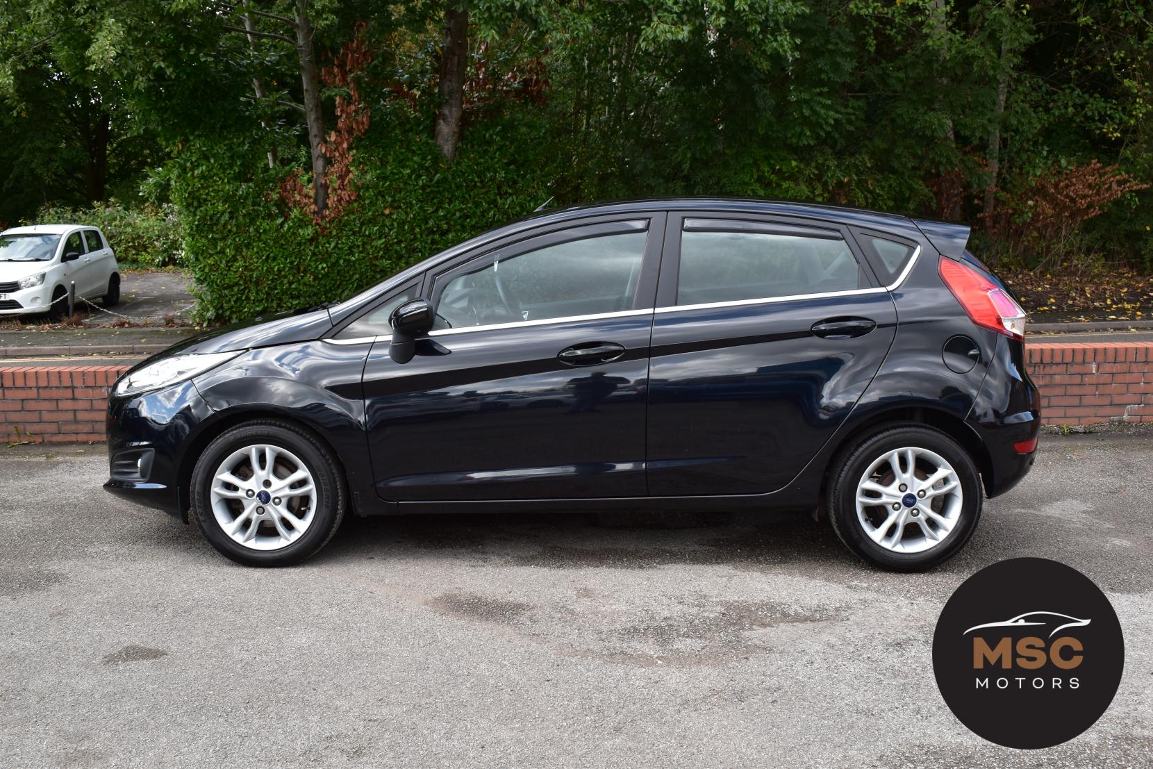 Ford Fiesta 1.5 TDCi Zetec Hatchback 5dr Diesel Manual Euro 5 (75 ps)