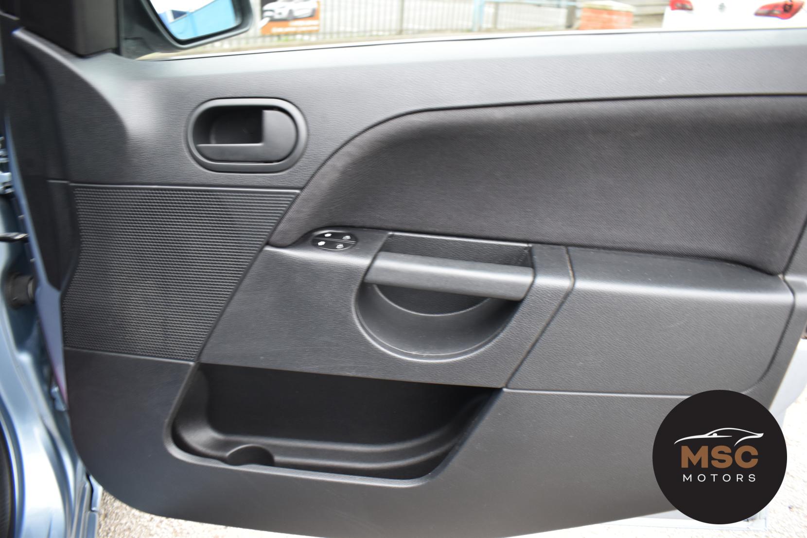 Ford Fiesta 1.4 Style Climate Hatchback 5dr Petrol Manual (147 g/km, 79 bhp)