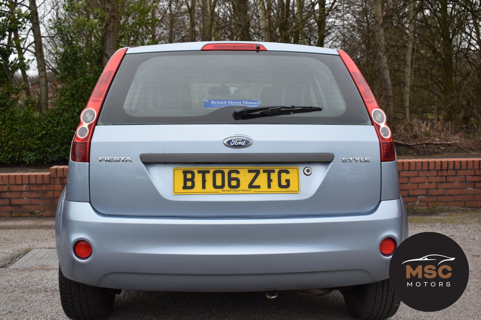 Ford Fiesta 1.4 Style Climate Hatchback 5dr Petrol Manual (147 g/km, 79 bhp)