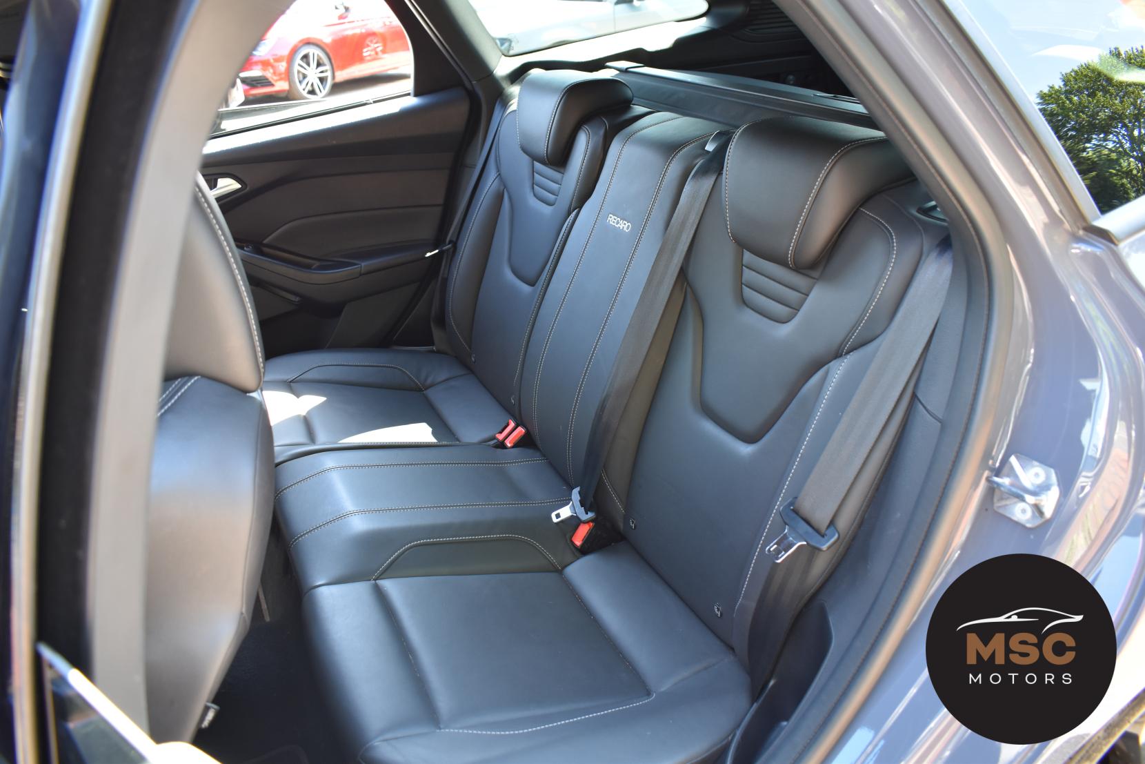 Ford Focus 2.0 TDCi ST-3 Estate 5dr Diesel Manual Euro 6 (s/s) (185 ps)
