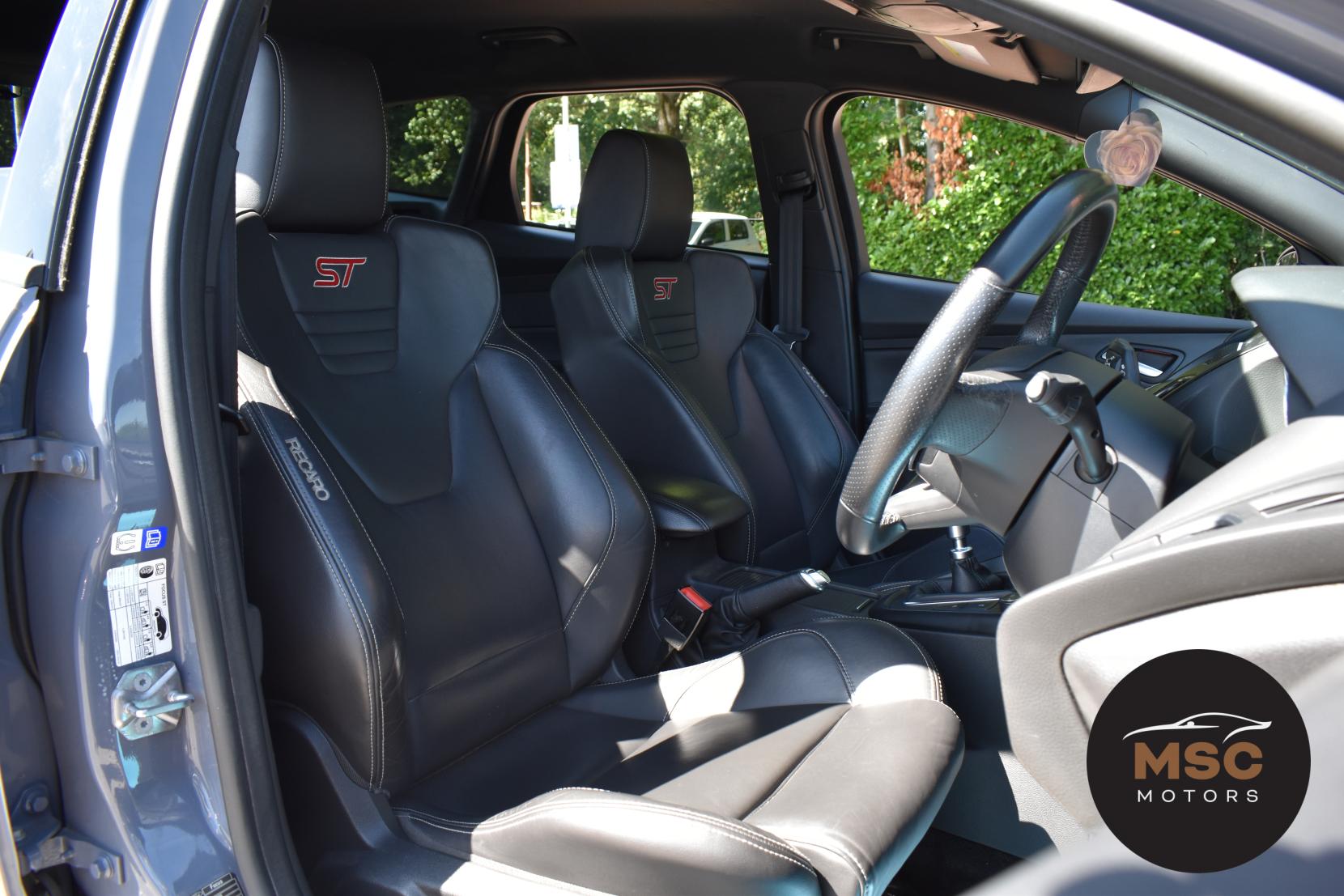 Ford Focus 2.0 TDCi ST-3 Estate 5dr Diesel Manual Euro 6 (s/s) (185 ps)