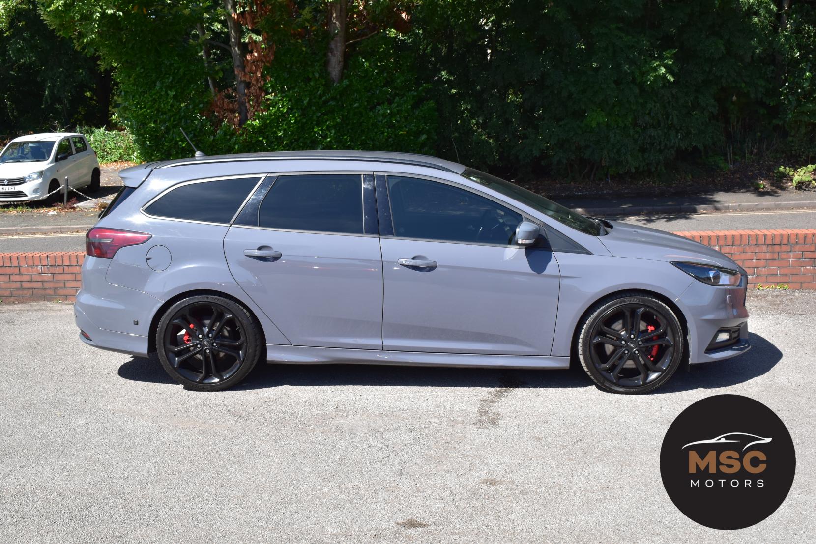Ford Focus 2.0 TDCi ST-3 Estate 5dr Diesel Manual Euro 6 (s/s) (185 ps)