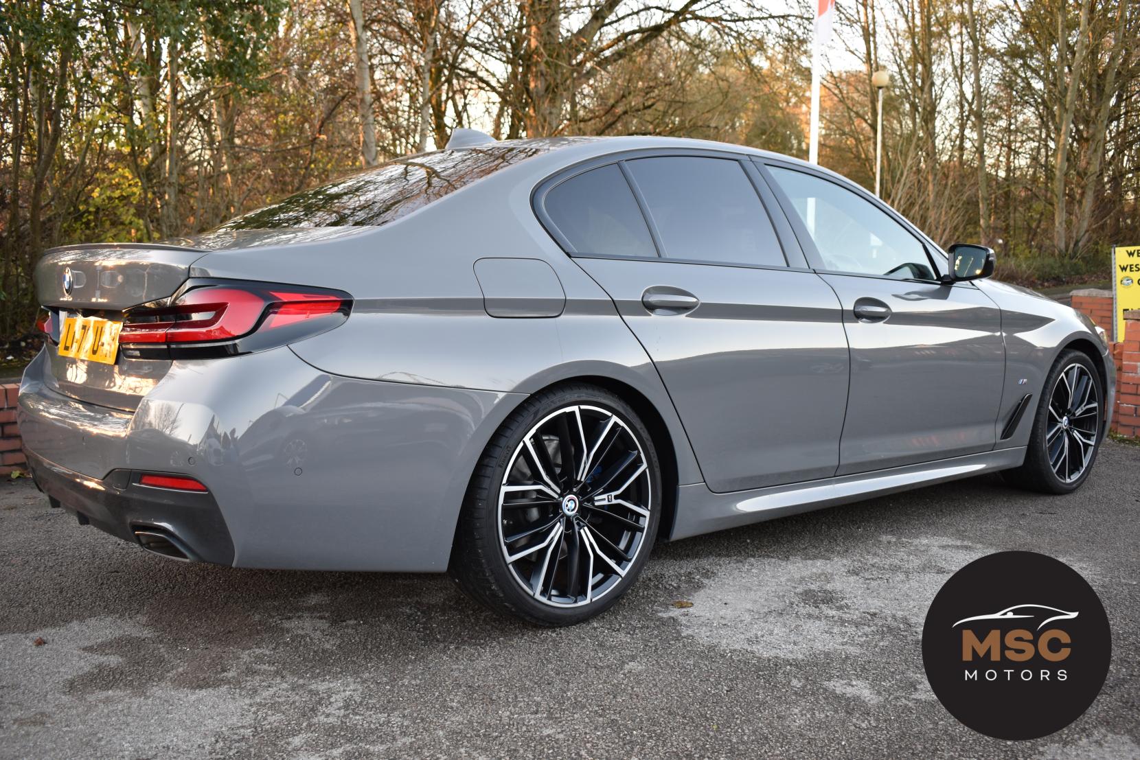 BMW 5 Series 2.0 520d MHT M Sport Saloon 4dr Diesel Hybrid Steptronic Euro 6 (s/s) (190 ps)