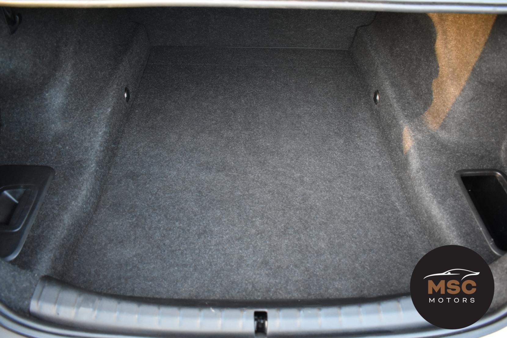 BMW 5 Series 2.0 520d MHT M Sport Saloon 4dr Diesel Hybrid Steptronic Euro 6 (s/s) (190 ps)