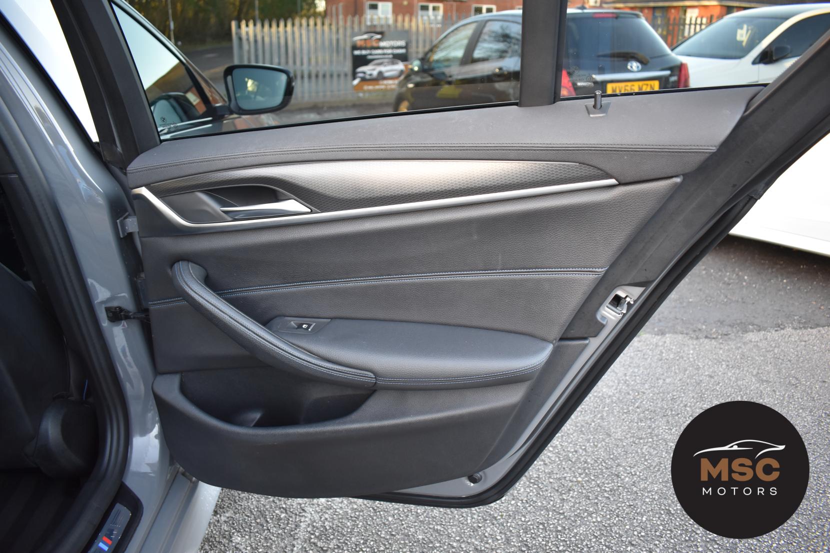 BMW 5 Series 2.0 520d MHT M Sport Saloon 4dr Diesel Hybrid Steptronic Euro 6 (s/s) (190 ps)