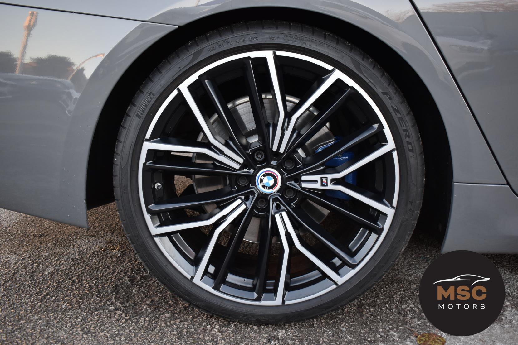 BMW 5 Series 2.0 520d MHT M Sport Saloon 4dr Diesel Hybrid Steptronic Euro 6 (s/s) (190 ps)