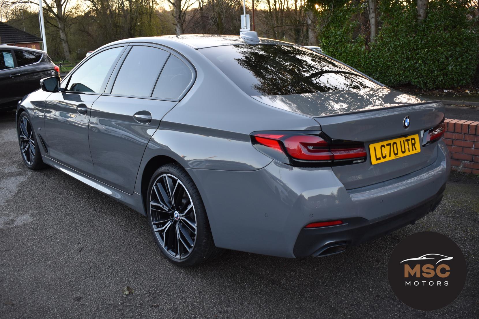 BMW 5 Series 2.0 520d MHT M Sport Saloon 4dr Diesel Hybrid Steptronic Euro 6 (s/s) (190 ps)