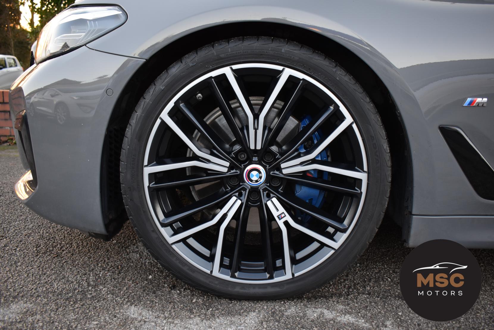 BMW 5 Series 2.0 520d MHT M Sport Saloon 4dr Diesel Hybrid Steptronic Euro 6 (s/s) (190 ps)