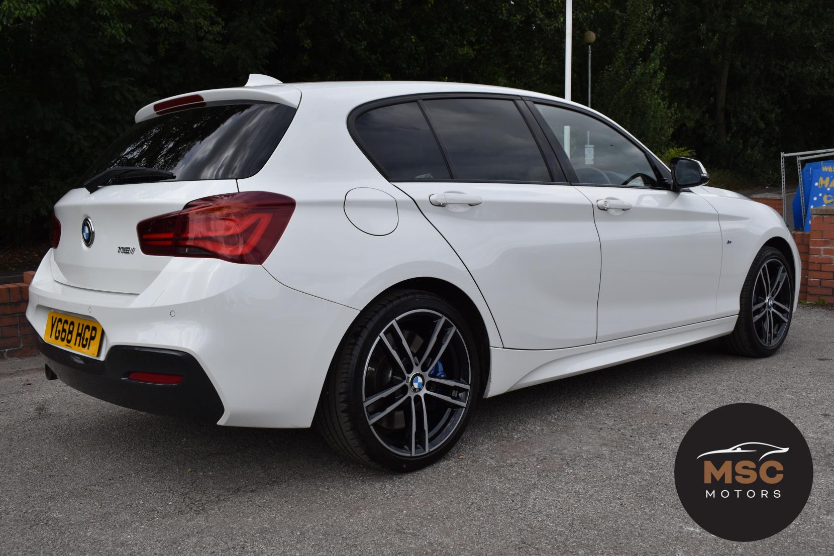 BMW 1 Series 1.5 118i M Sport Shadow Edition Hatchback 5dr Petrol Manual Euro 6 (s/s) (136 ps)
