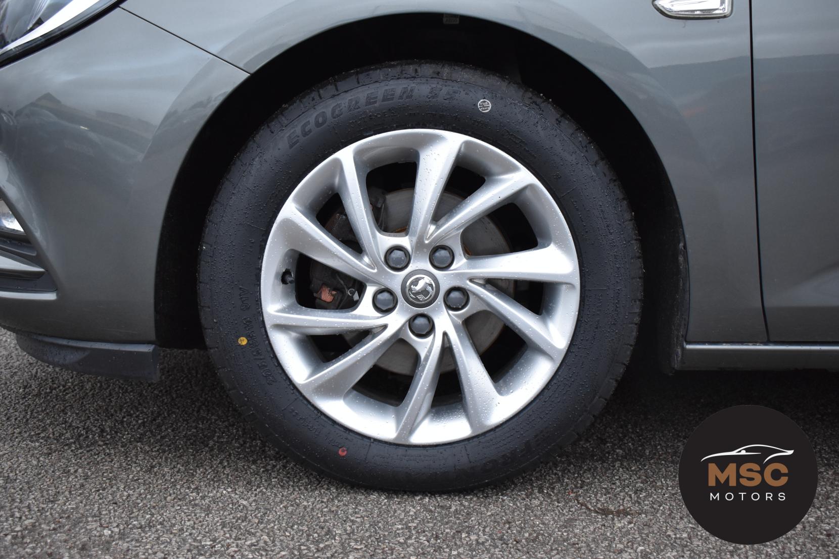 Vauxhall Astra 1.4i Turbo Tech Line Nav Hatchback 5dr Petrol Manual Euro 6 (125 ps)