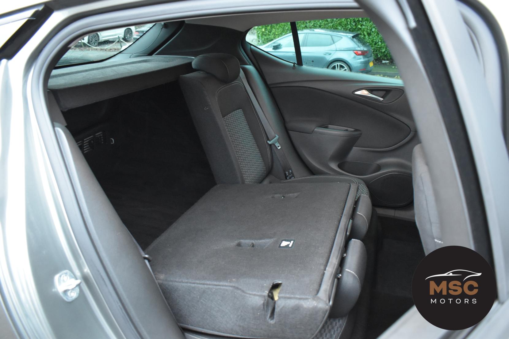 Vauxhall Astra 1.4i Turbo Tech Line Nav Hatchback 5dr Petrol Manual Euro 6 (125 ps)