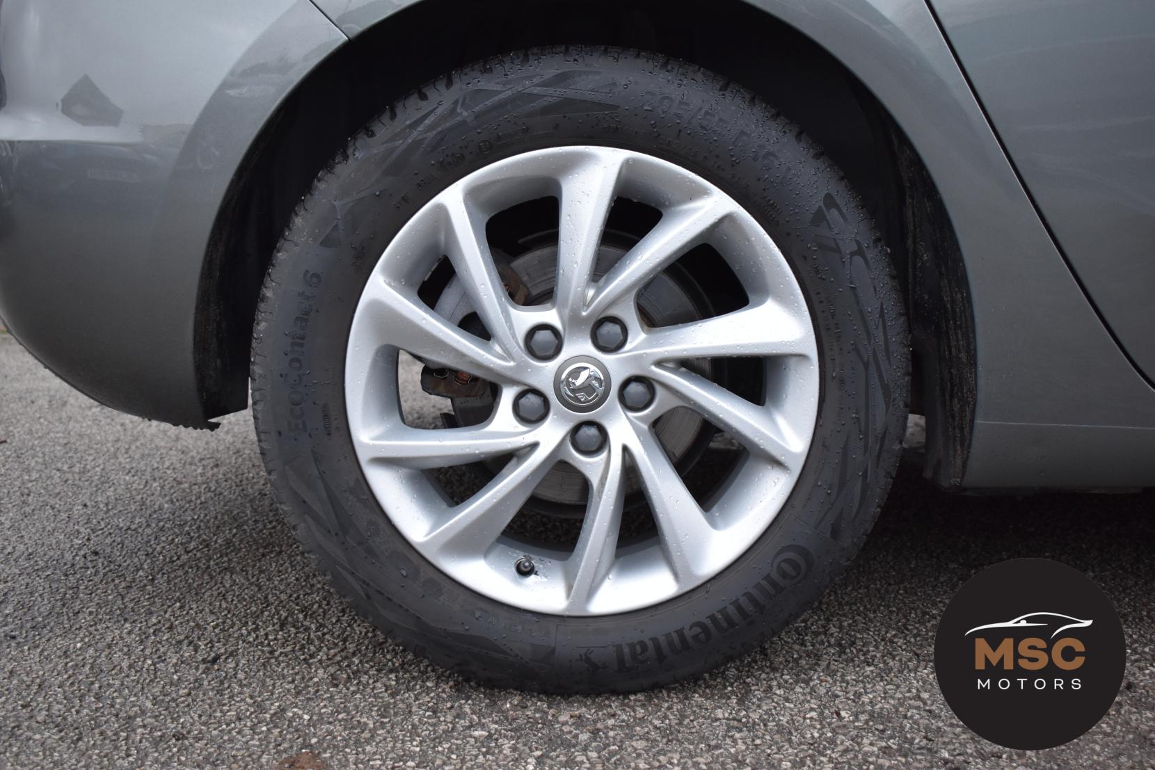 Vauxhall Astra 1.4i Turbo Tech Line Nav Hatchback 5dr Petrol Manual Euro 6 (125 ps)