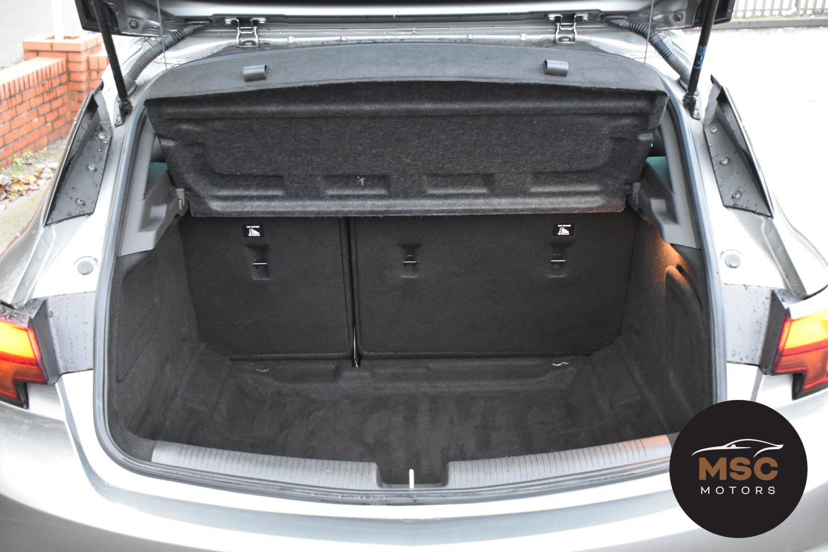 Vauxhall Astra 1.4i Turbo Tech Line Nav Hatchback 5dr Petrol Manual Euro 6 (125 ps)