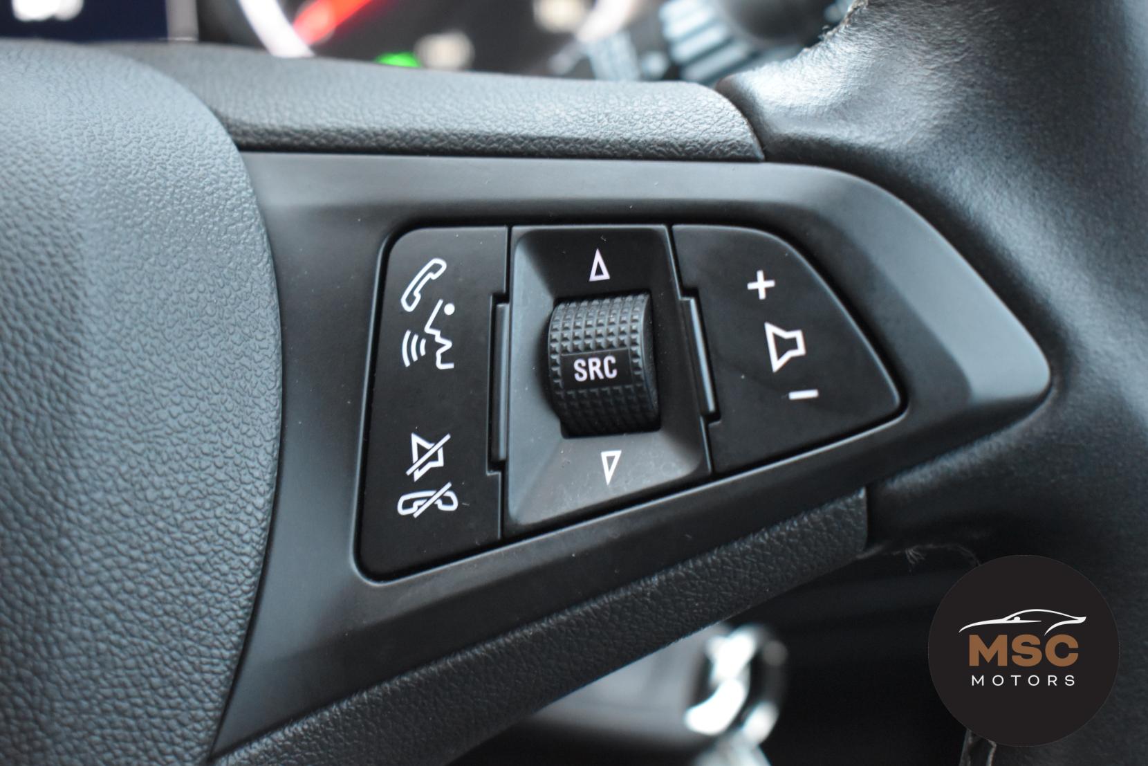 Vauxhall Astra 1.4i Turbo Tech Line Nav Hatchback 5dr Petrol Manual Euro 6 (125 ps)