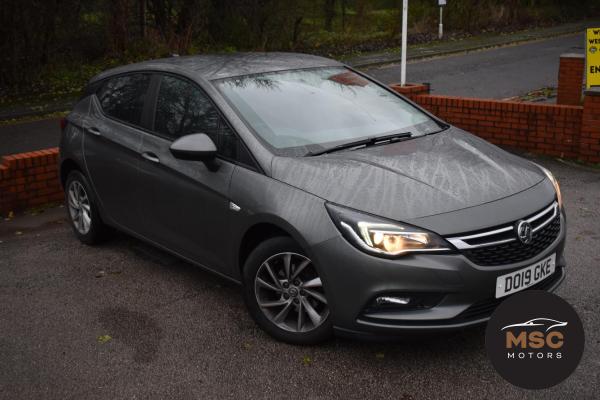 Vauxhall Astra 1.4i Turbo Tech Line Nav Hatchback 5dr Petrol Manual Euro 6 (125 ps)