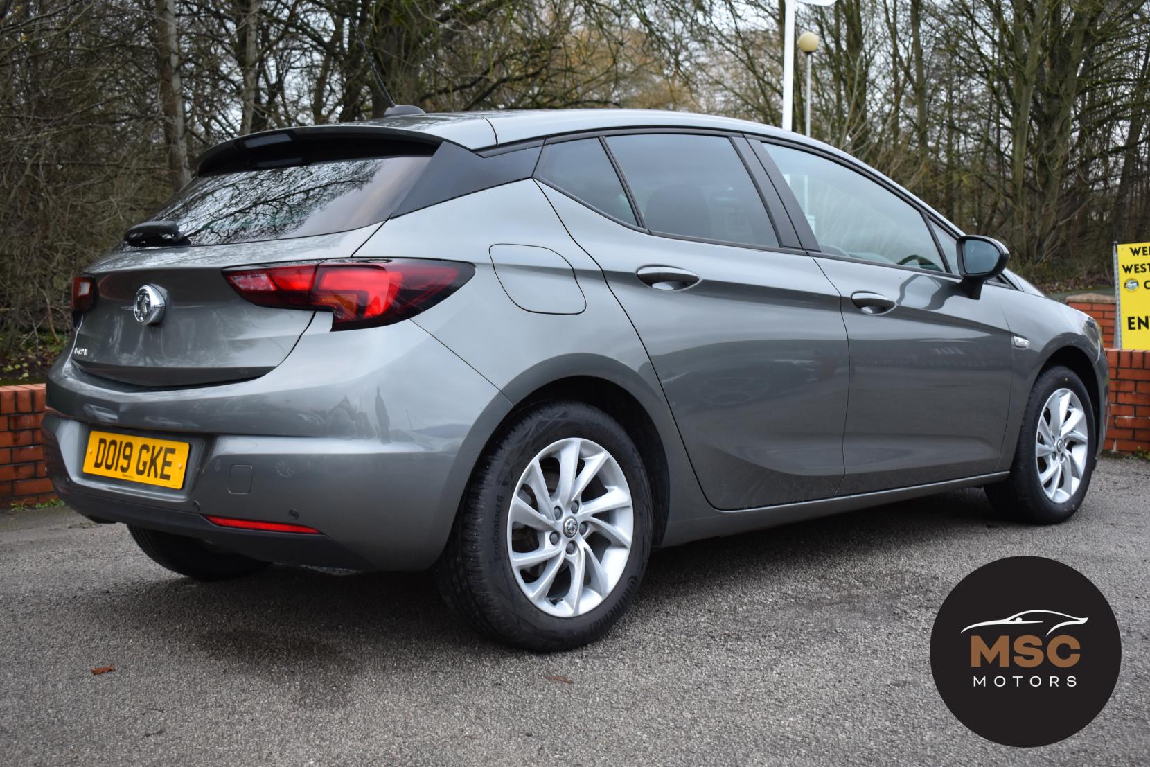 Vauxhall Astra 1.4i Turbo Tech Line Nav Hatchback 5dr Petrol Manual Euro 6 (125 ps)