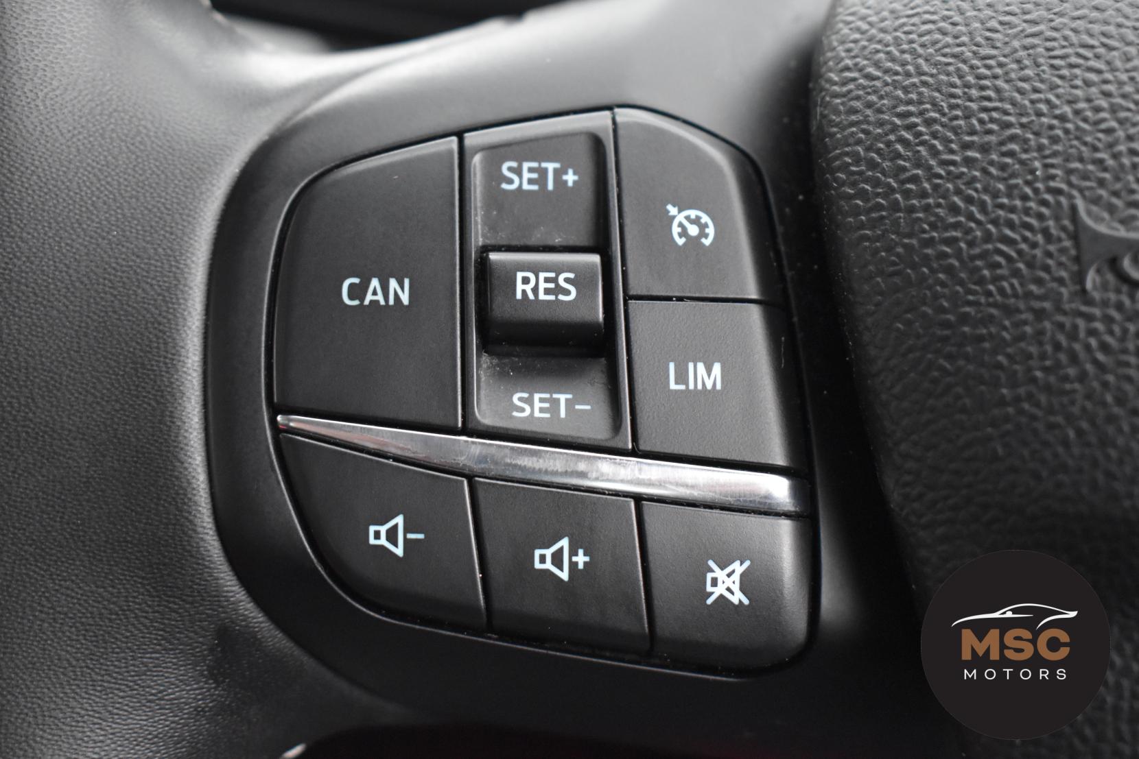 Ford Puma 1.0T EcoBoost MHEV Titanium SUV 5dr Petrol Hybrid DCT Euro 6 (s/s) (125 ps)