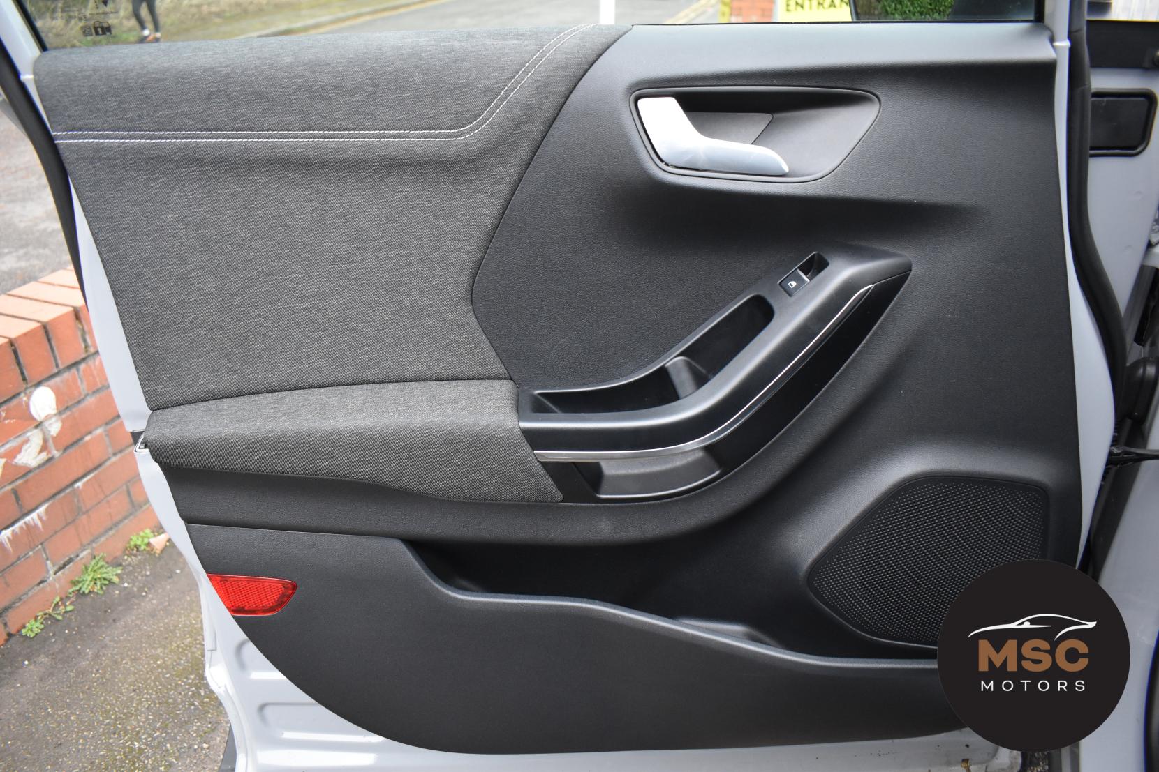 Ford Puma 1.0T EcoBoost MHEV Titanium SUV 5dr Petrol Hybrid DCT Euro 6 (s/s) (125 ps)