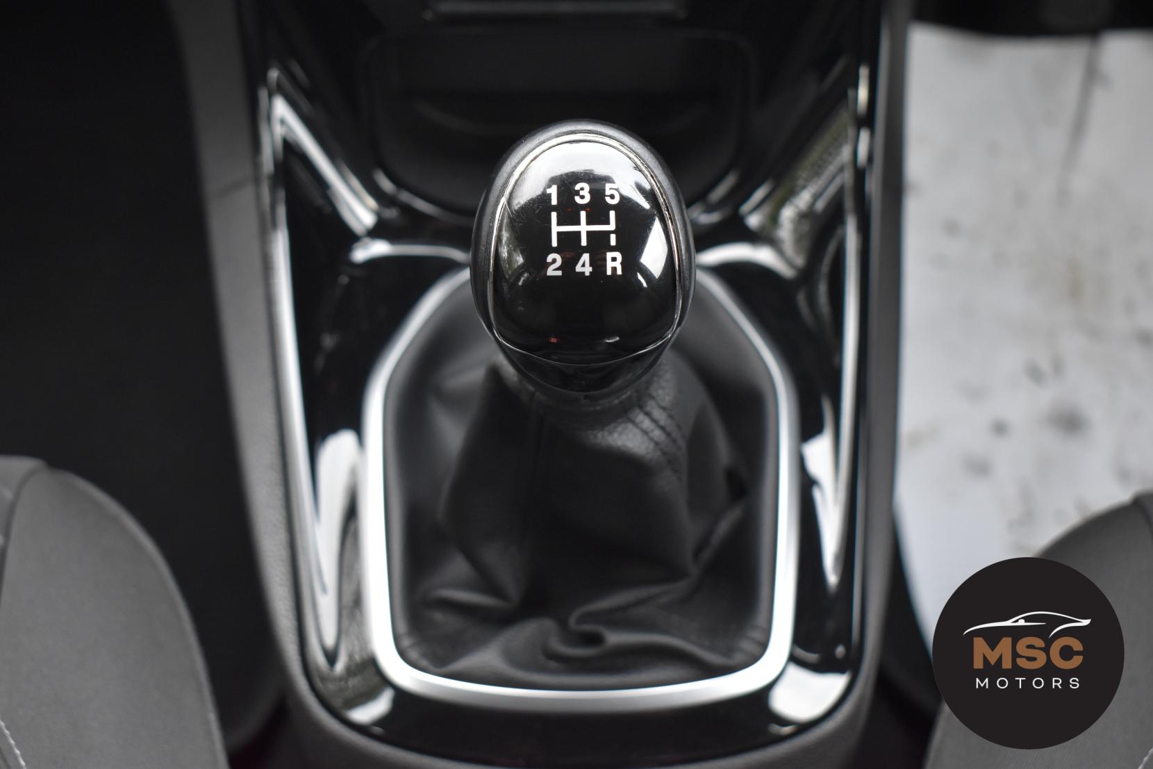 Ford Fiesta 1.25 Zetec Hatchback 5dr Petrol Manual Euro 6 (82 ps)