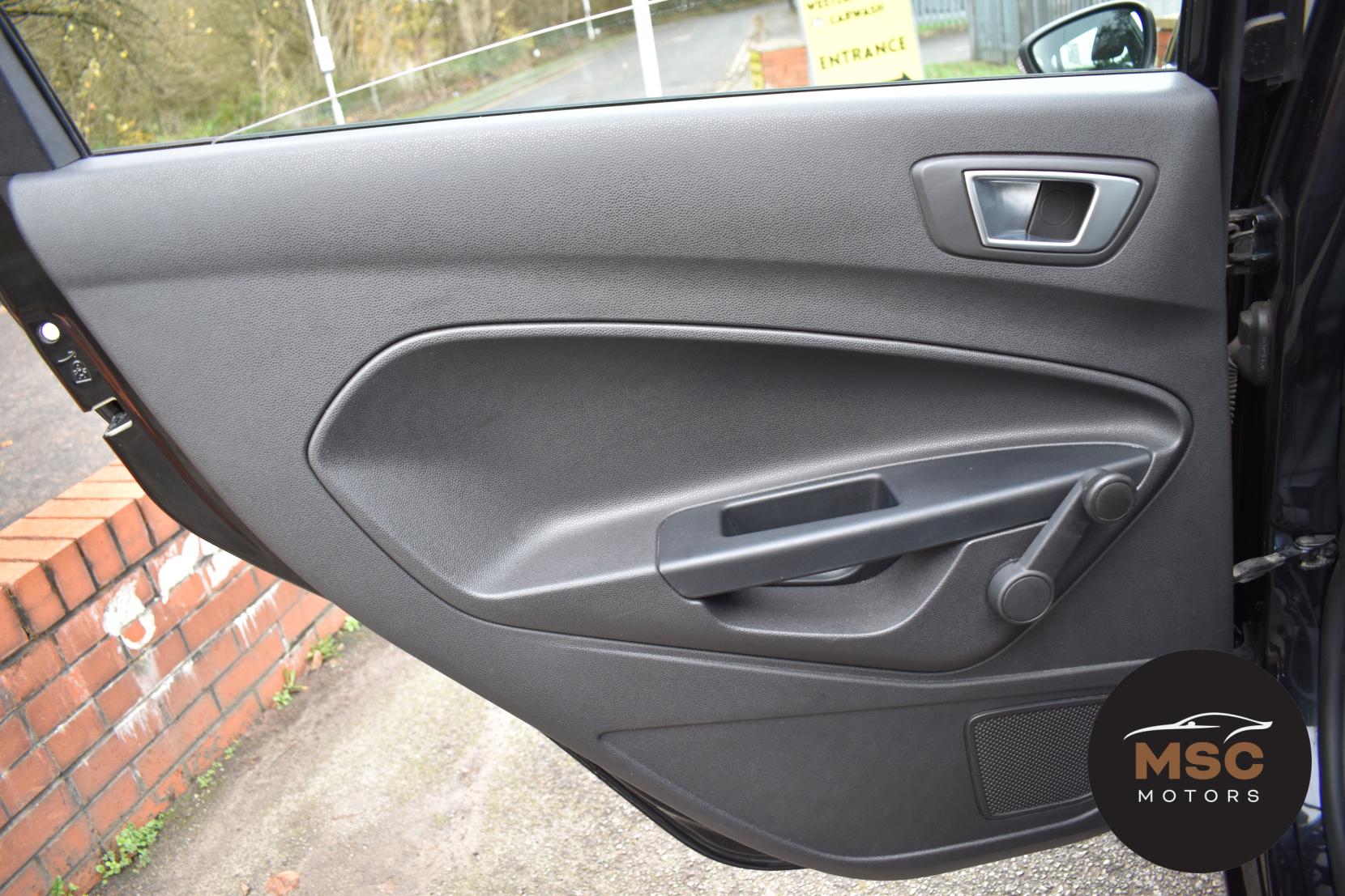 Ford Fiesta 1.25 Zetec Hatchback 5dr Petrol Manual Euro 6 (82 ps)