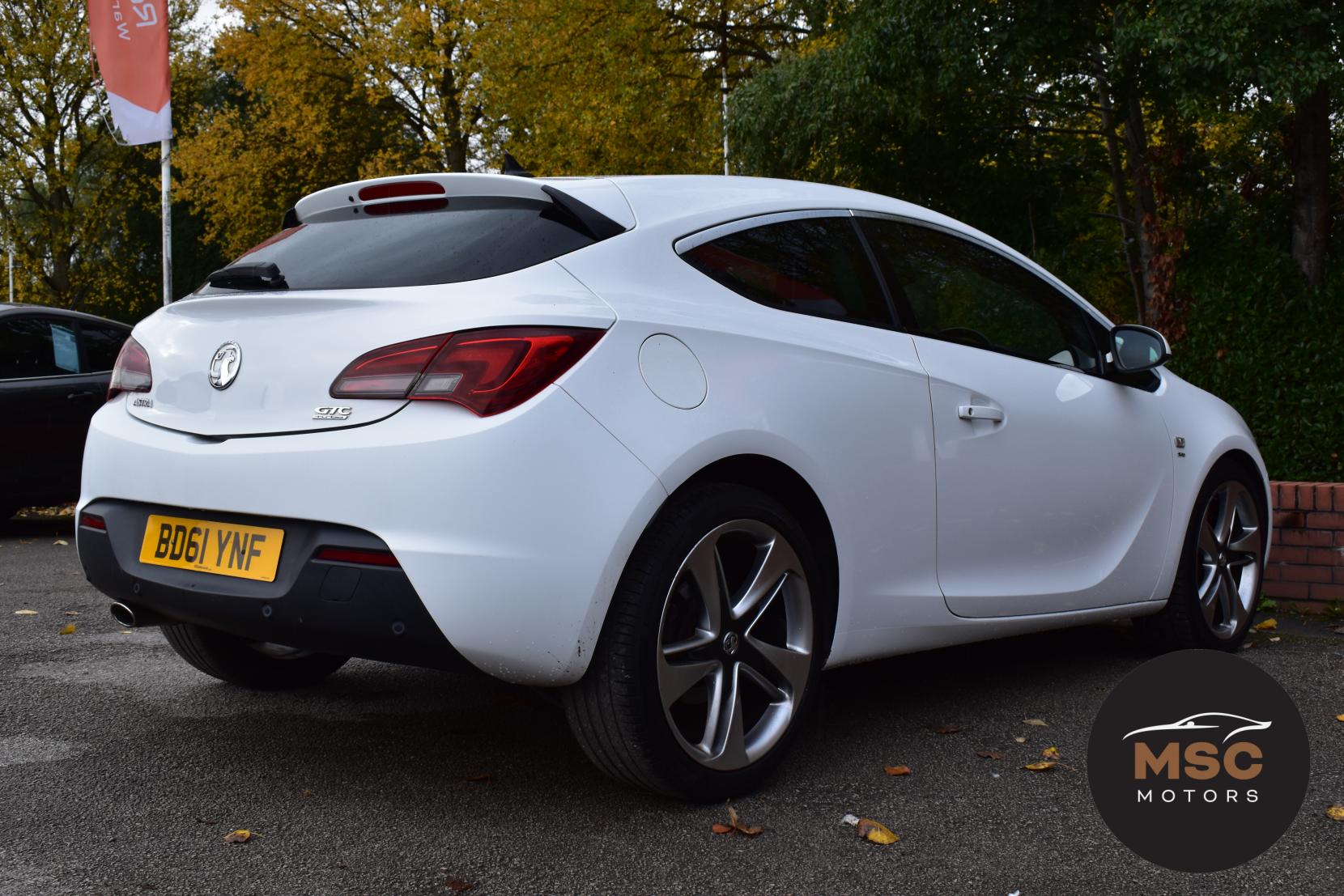 Vauxhall Astra GTC 1.4T SRi Coupe 3dr Petrol Manual Euro 5 (s/s) (140 ps)
