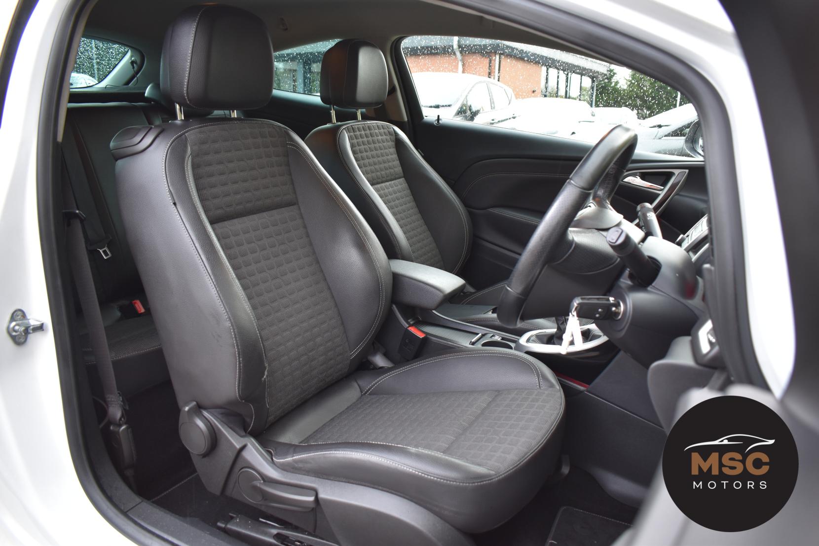 Vauxhall Astra GTC 1.4T SRi Coupe 3dr Petrol Manual Euro 5 (s/s) (140 ps)