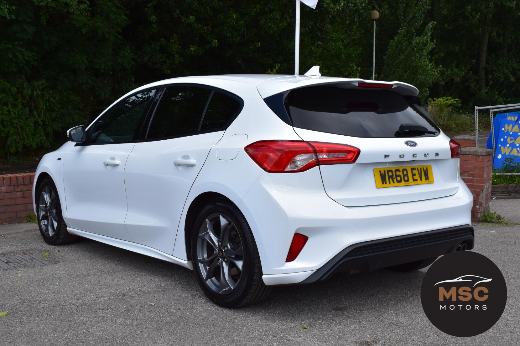 Ford Focus 1.0T EcoBoost ST-Line Hatchback 5dr Petrol Auto Euro 6 (s/s) (125 ps)