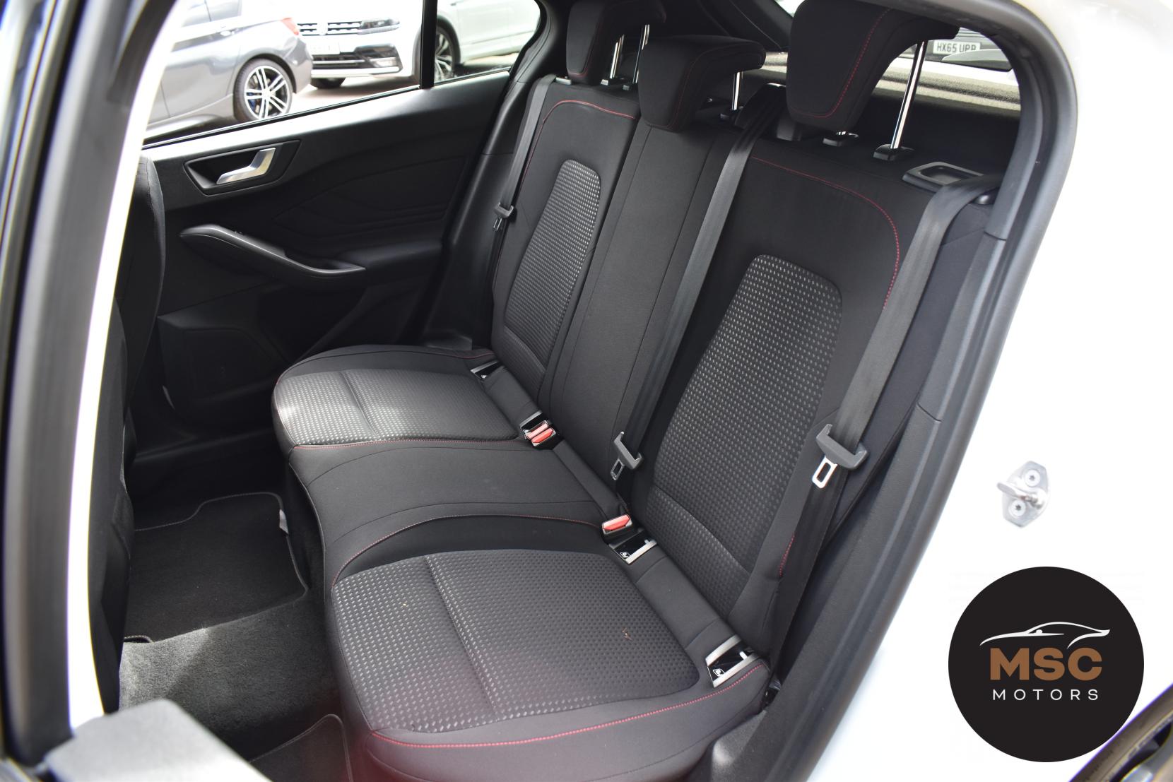 Ford Focus 1.0T EcoBoost ST-Line Hatchback 5dr Petrol Auto Euro 6 (s/s) (125 ps)