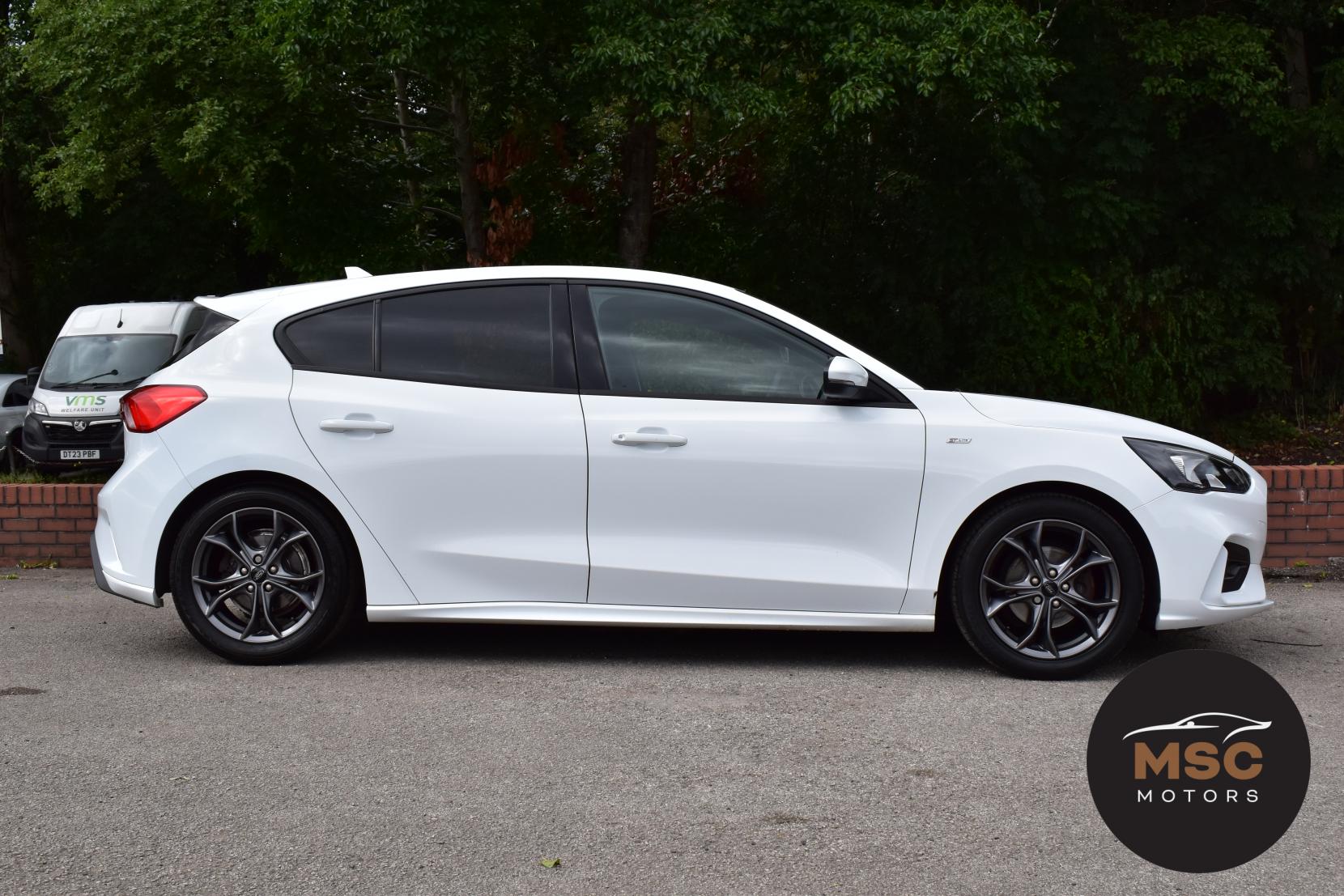 Ford Focus 1.0T EcoBoost ST-Line Hatchback 5dr Petrol Auto Euro 6 (s/s) (125 ps)