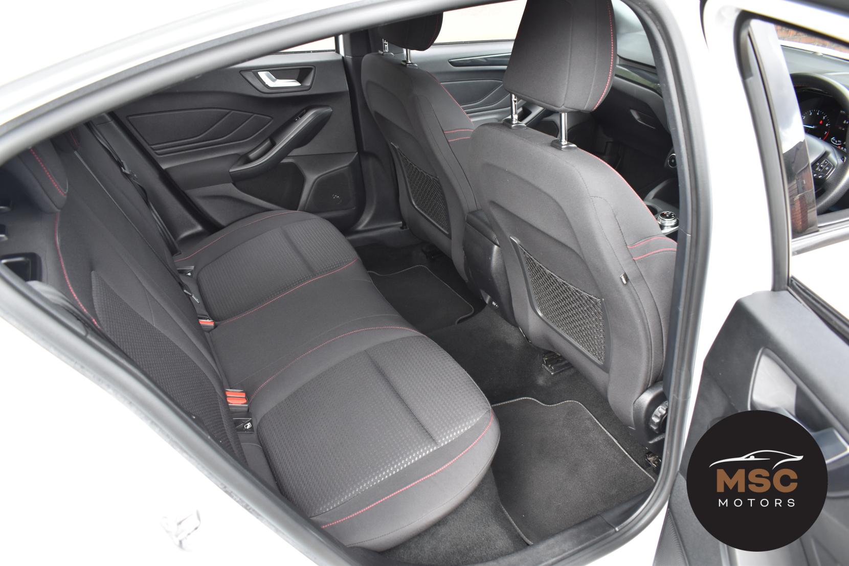 Ford Focus 1.0T EcoBoost ST-Line Hatchback 5dr Petrol Auto Euro 6 (s/s) (125 ps)