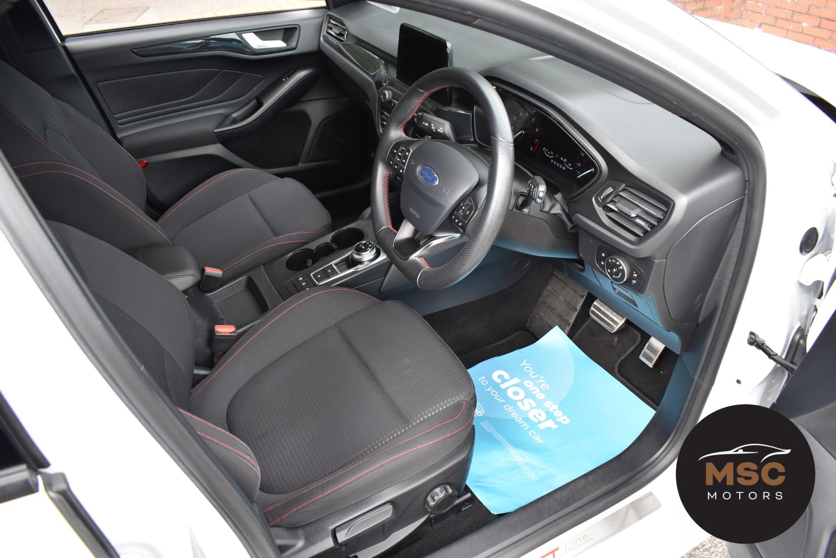 Ford Focus 1.0T EcoBoost ST-Line Hatchback 5dr Petrol Auto Euro 6 (s/s) (125 ps)