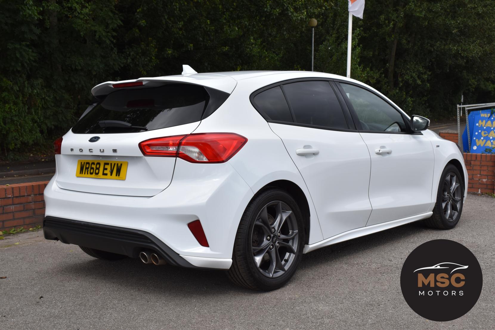 Ford Focus 1.0T EcoBoost ST-Line Hatchback 5dr Petrol Auto Euro 6 (s/s) (125 ps)