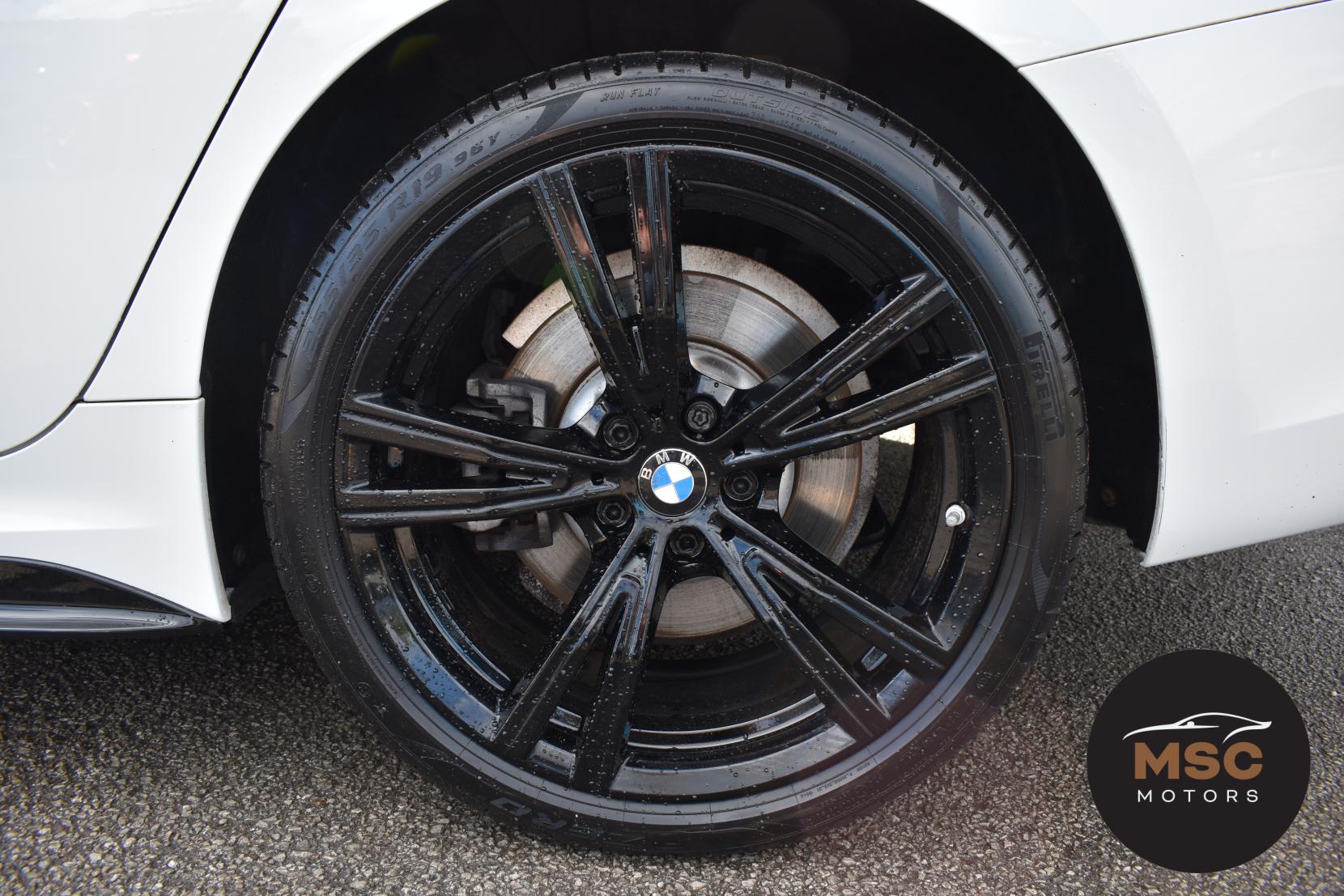 BMW 3 Series 2.0 330e 12kWh M Sport Saloon 4dr Petrol Plug-in Hybrid Auto Euro 6 (s/s) (292 ps)