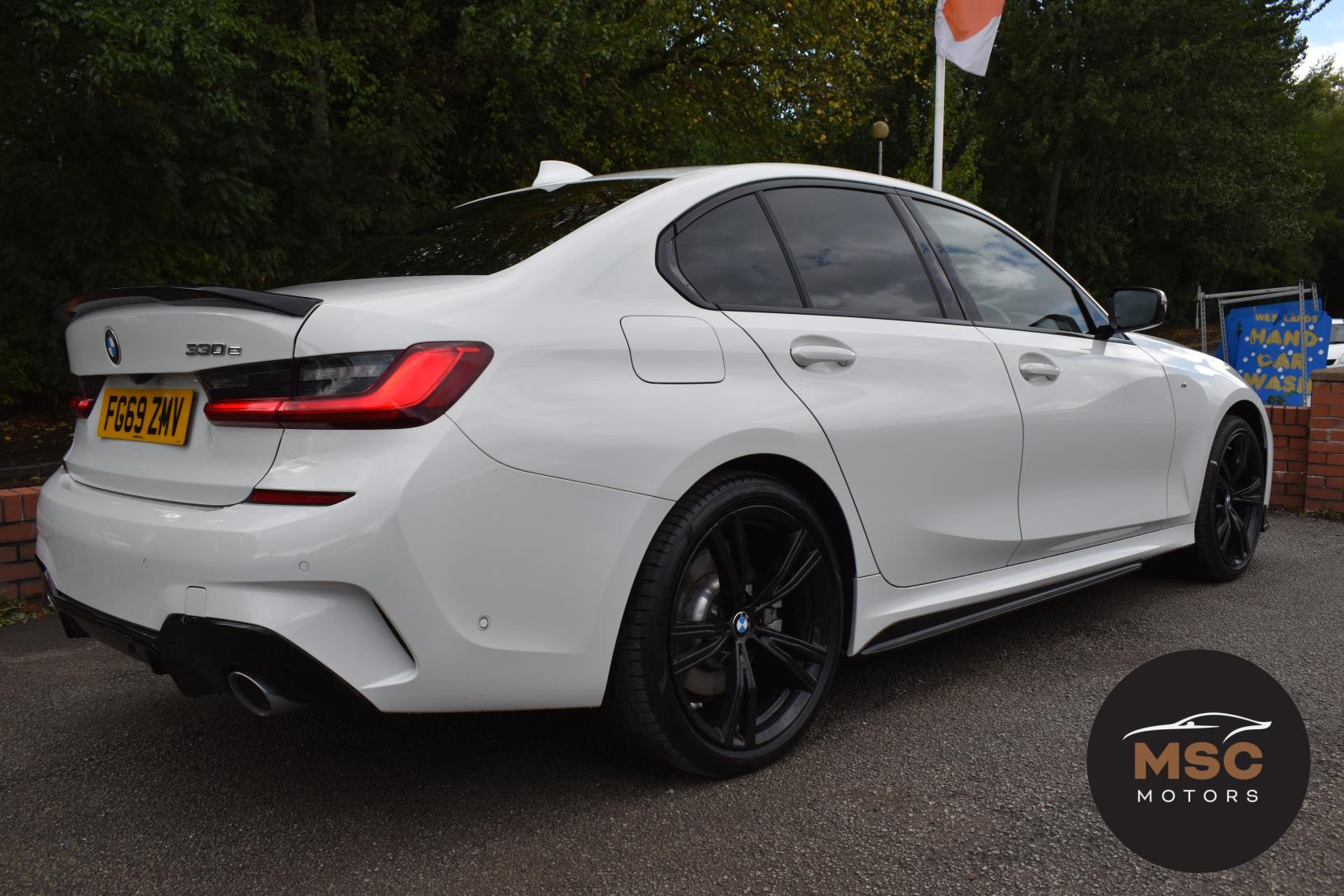 BMW 3 Series 2.0 330e 12kWh M Sport Saloon 4dr Petrol Plug-in Hybrid Auto Euro 6 (s/s) (292 ps)