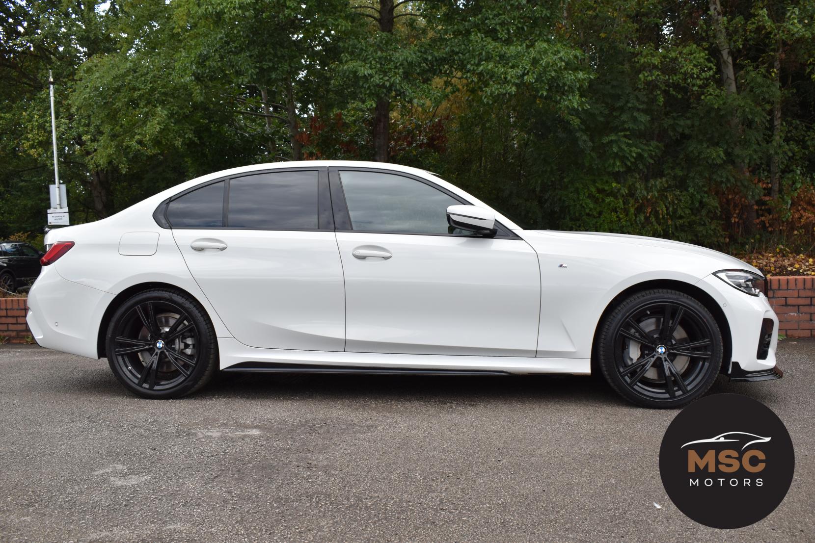 BMW 3 Series 2.0 330e 12kWh M Sport Saloon 4dr Petrol Plug-in Hybrid Auto Euro 6 (s/s) (292 ps)