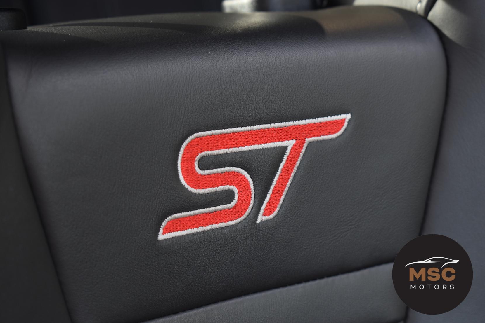 Ford Focus 2.0T EcoBoost ST-3 Hatchback 5dr Petrol Manual Euro 6 (s/s) (250 ps)