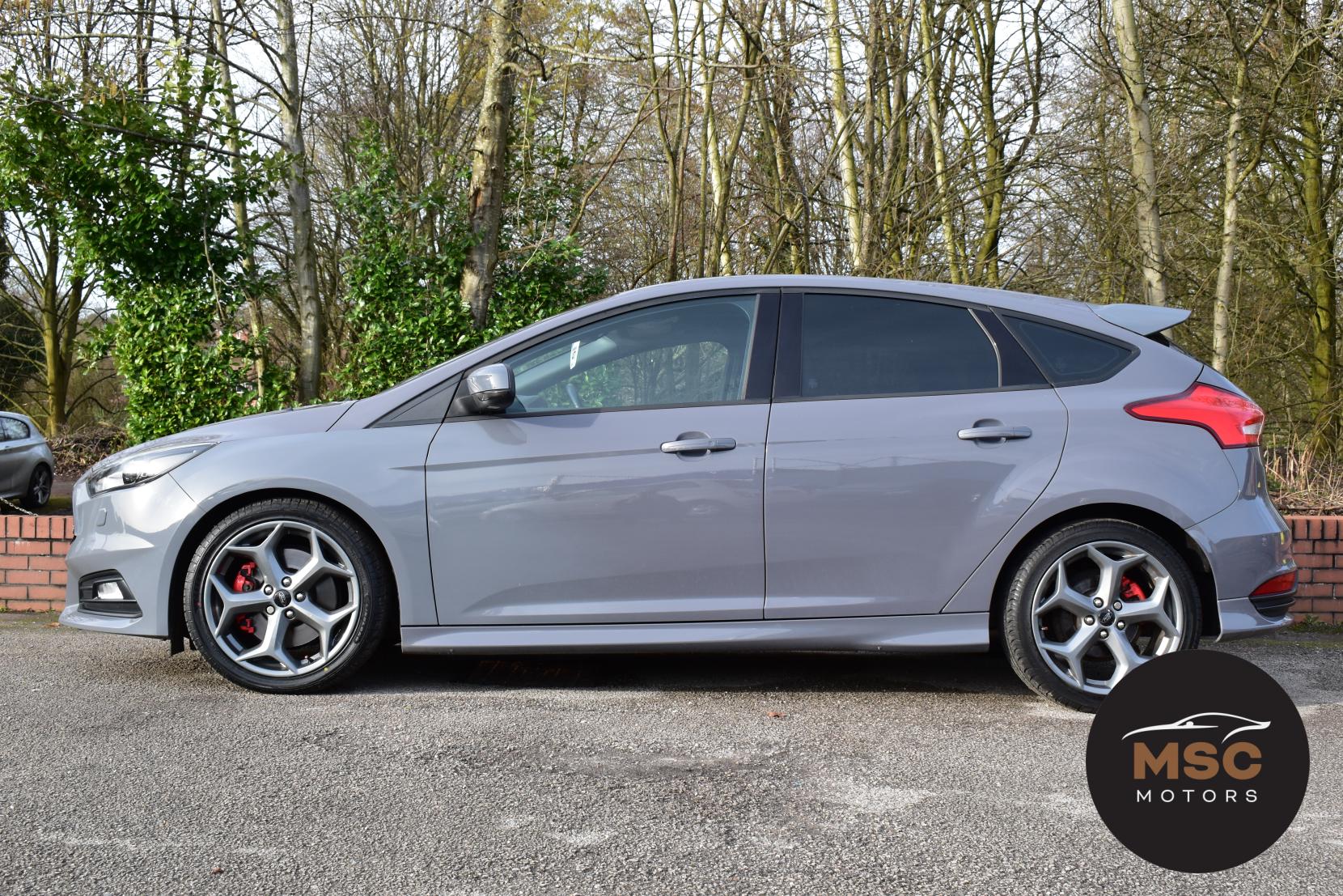 Ford Focus 2.0T EcoBoost ST-3 Hatchback 5dr Petrol Manual Euro 6 (s/s) (250 ps)