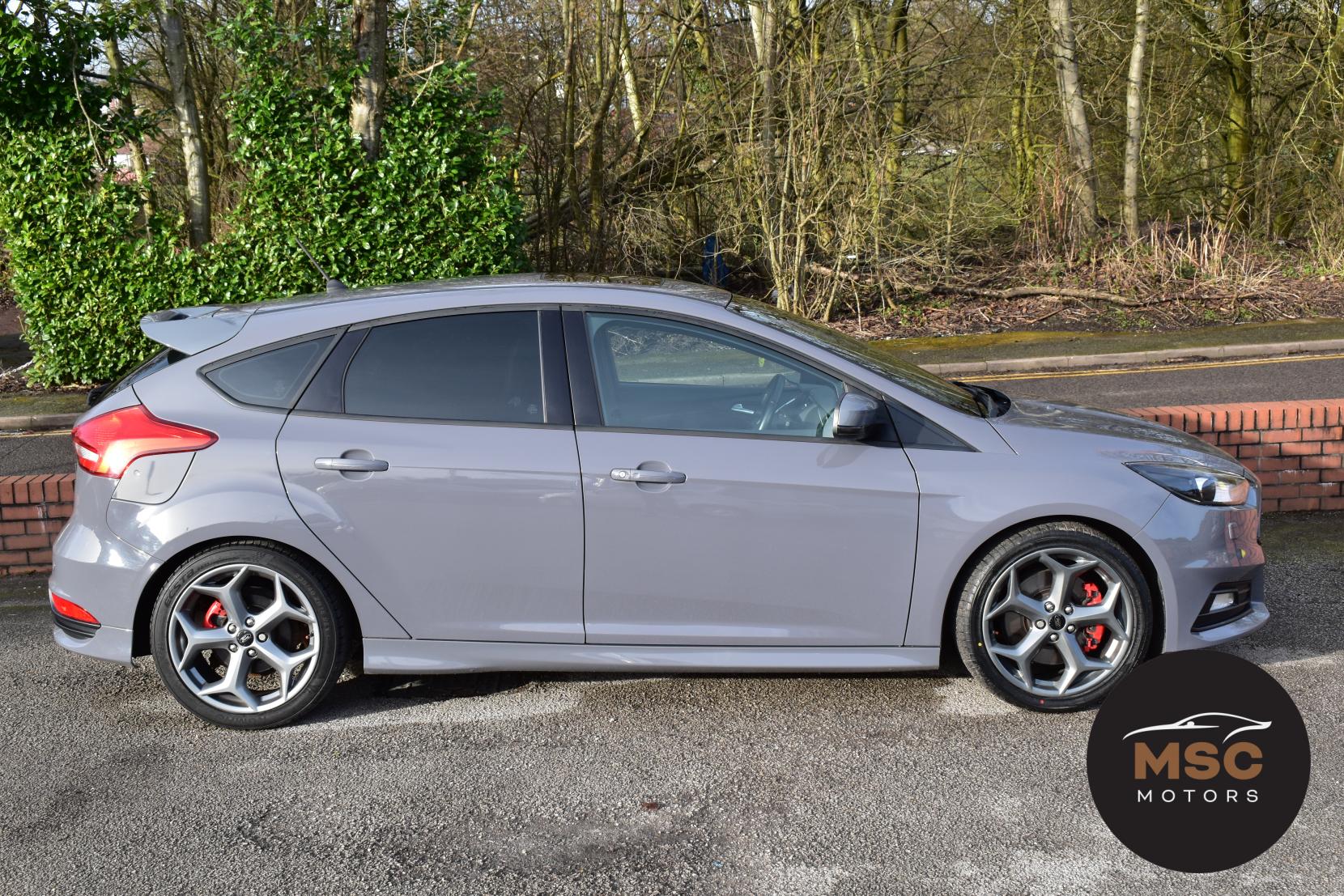 Ford Focus 2.0T EcoBoost ST-3 Hatchback 5dr Petrol Manual Euro 6 (s/s) (250 ps)