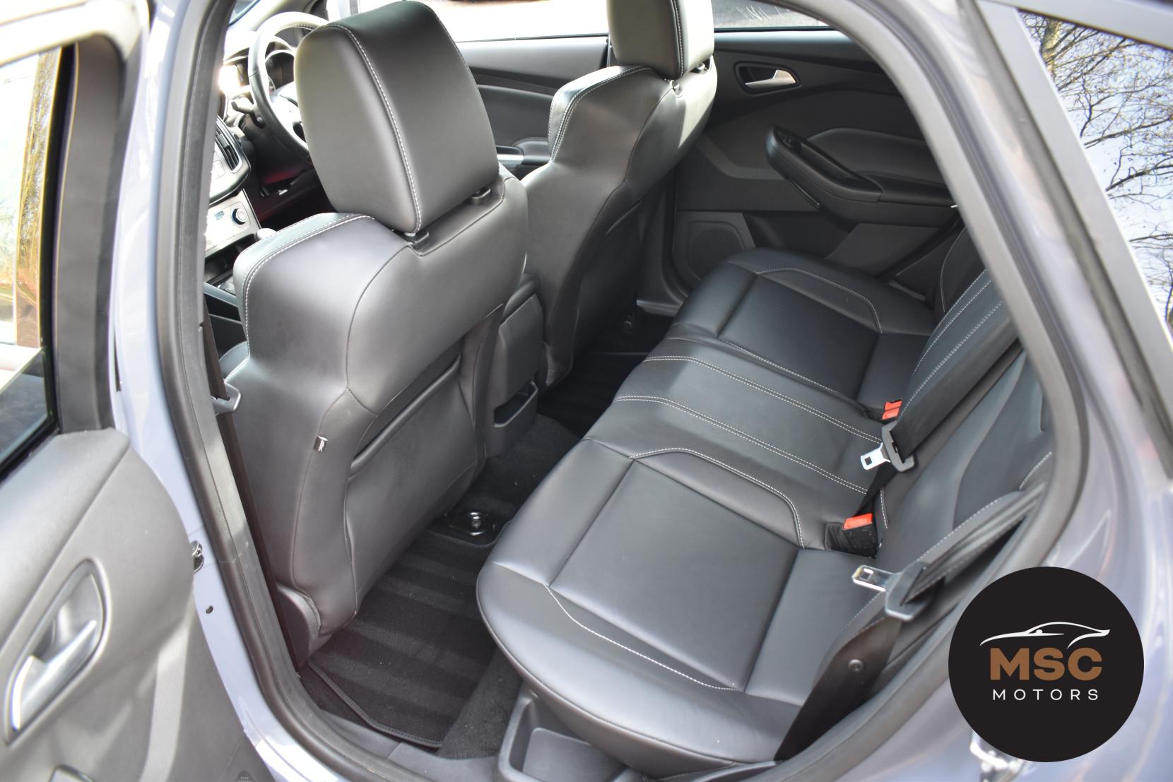 Ford Focus 2.0T EcoBoost ST-3 Hatchback 5dr Petrol Manual Euro 6 (s/s) (250 ps)