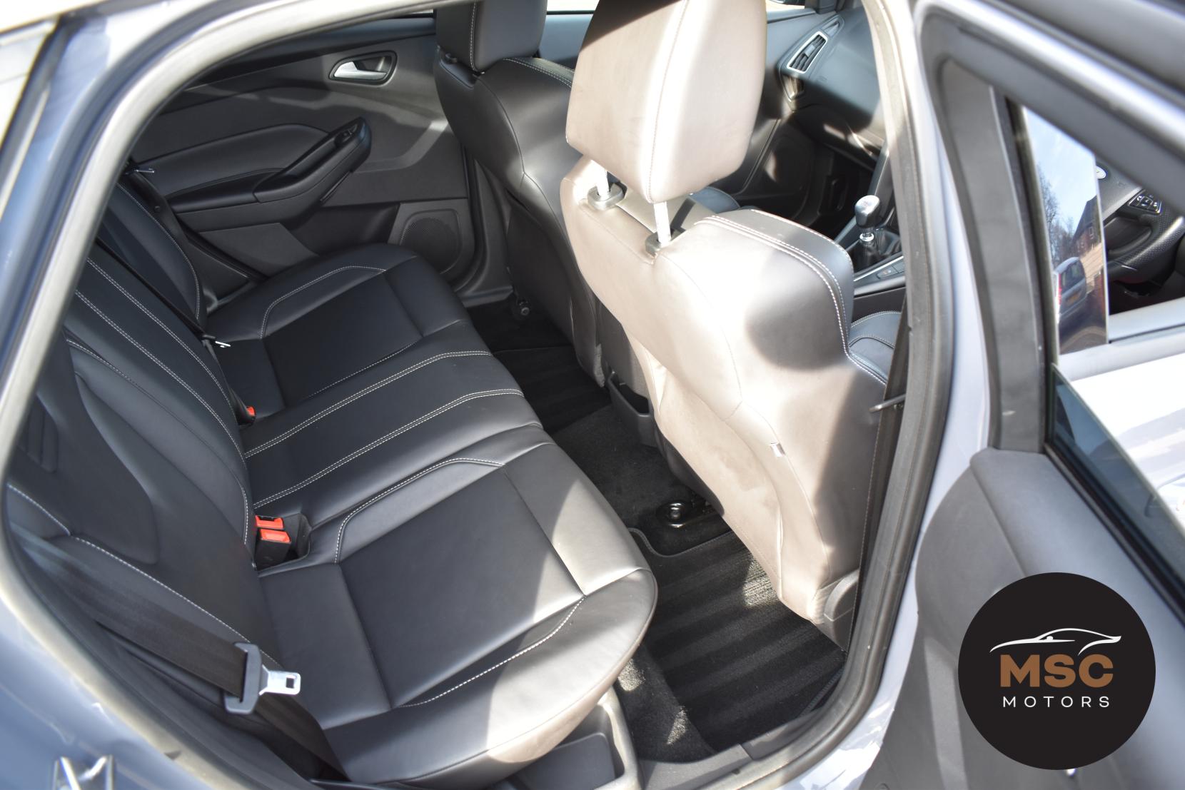 Ford Focus 2.0T EcoBoost ST-3 Hatchback 5dr Petrol Manual Euro 6 (s/s) (250 ps)