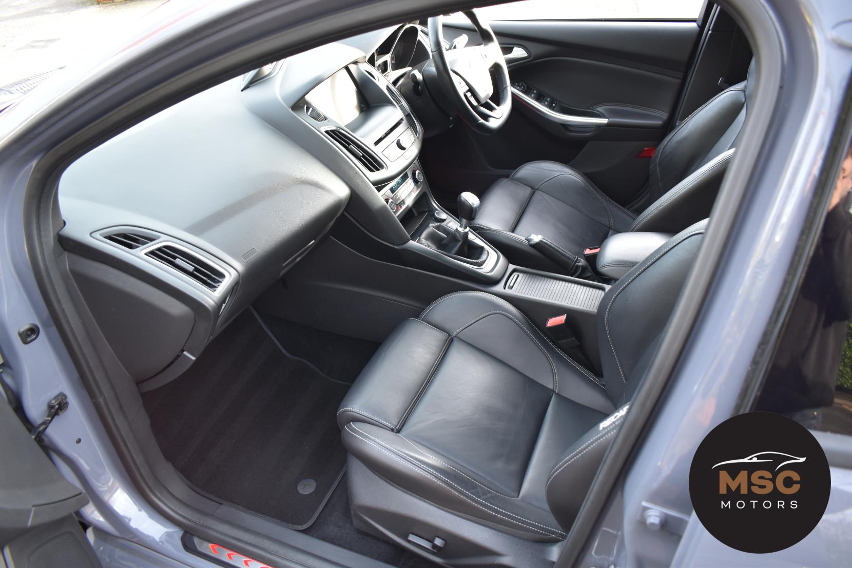 Ford Focus 2.0T EcoBoost ST-3 Hatchback 5dr Petrol Manual Euro 6 (s/s) (250 ps)