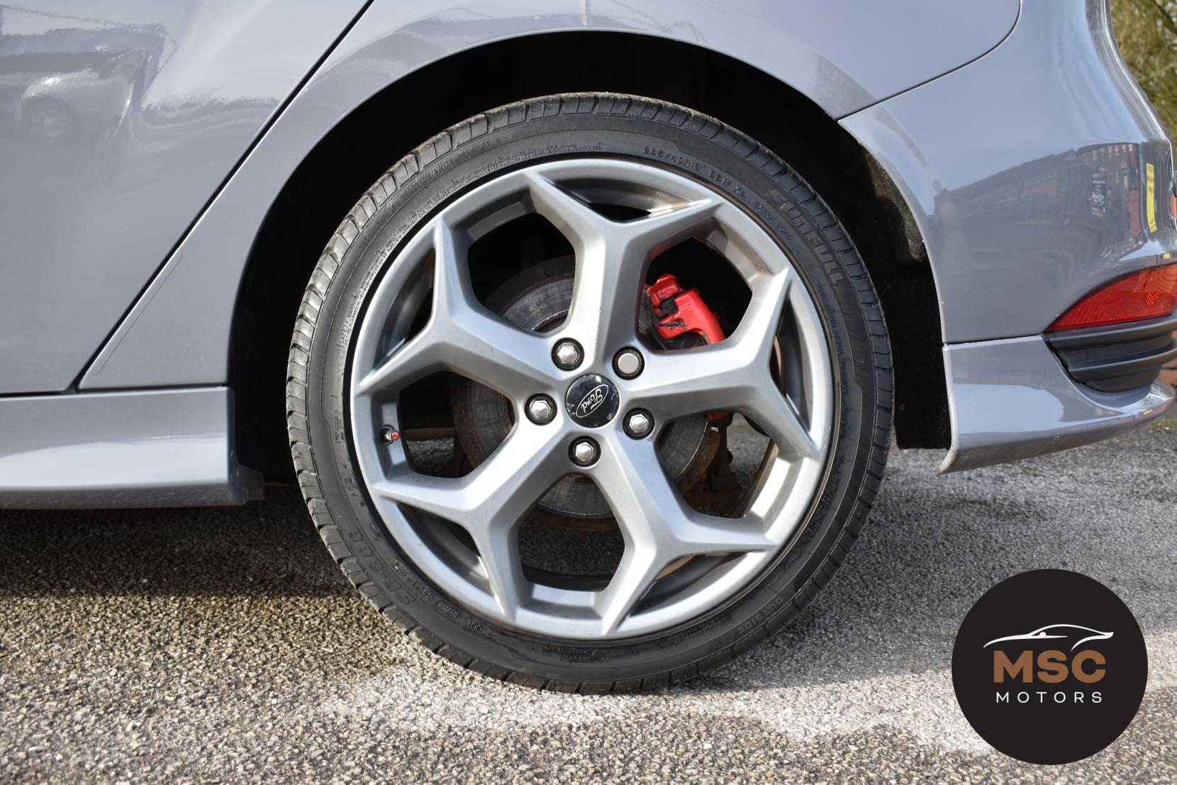 Ford Focus 2.0T EcoBoost ST-3 Hatchback 5dr Petrol Manual Euro 6 (s/s) (250 ps)