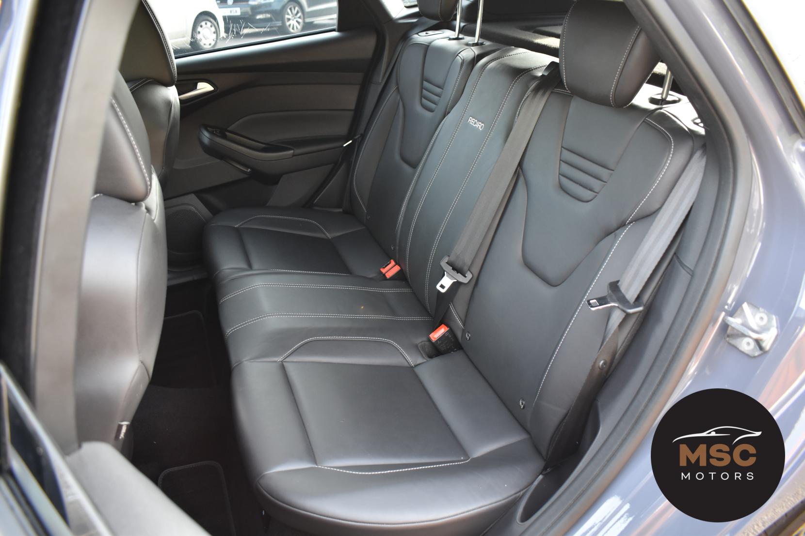 Ford Focus 2.0T EcoBoost ST-3 Hatchback 5dr Petrol Manual Euro 6 (s/s) (250 ps)