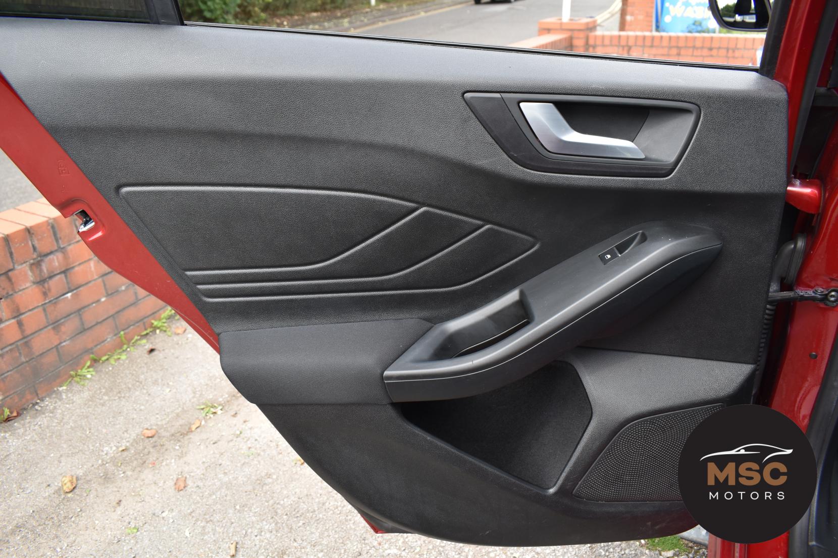 Ford Focus 1.0T EcoBoost ST-Line Hatchback 5dr Petrol Manual Euro 6 (s/s) (125 ps)