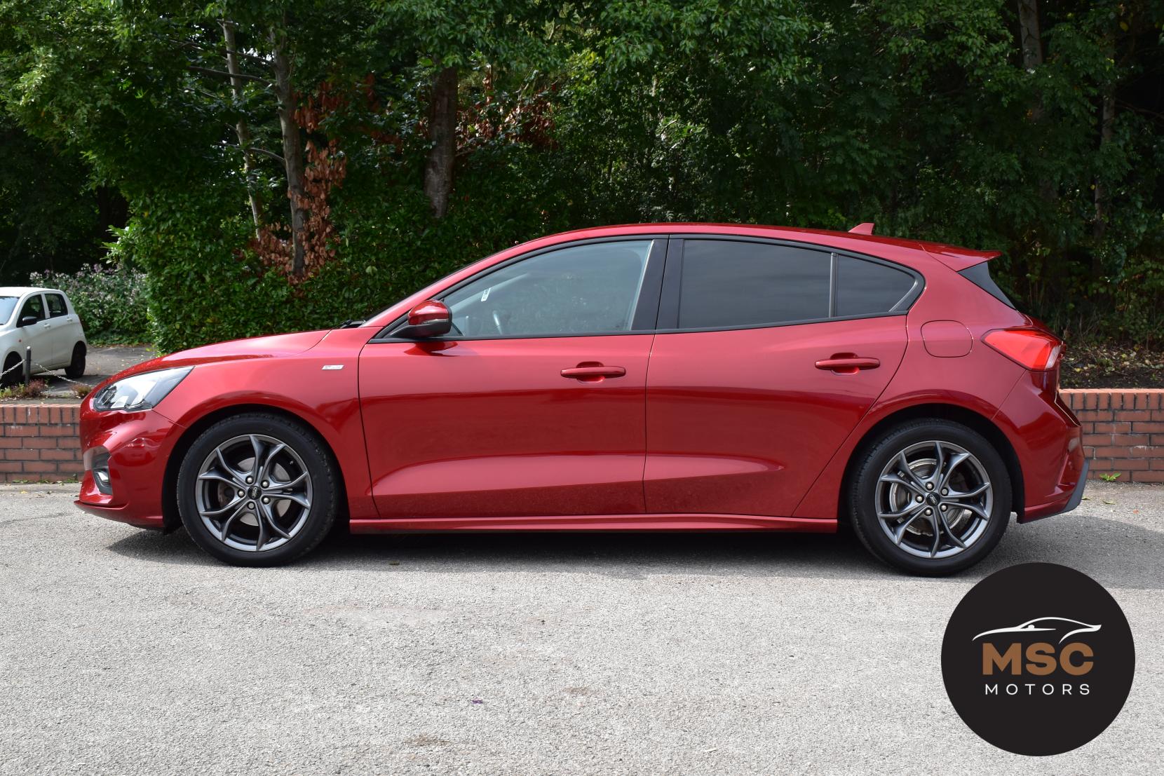 Ford Focus 1.0T EcoBoost ST-Line Hatchback 5dr Petrol Manual Euro 6 (s/s) (125 ps)