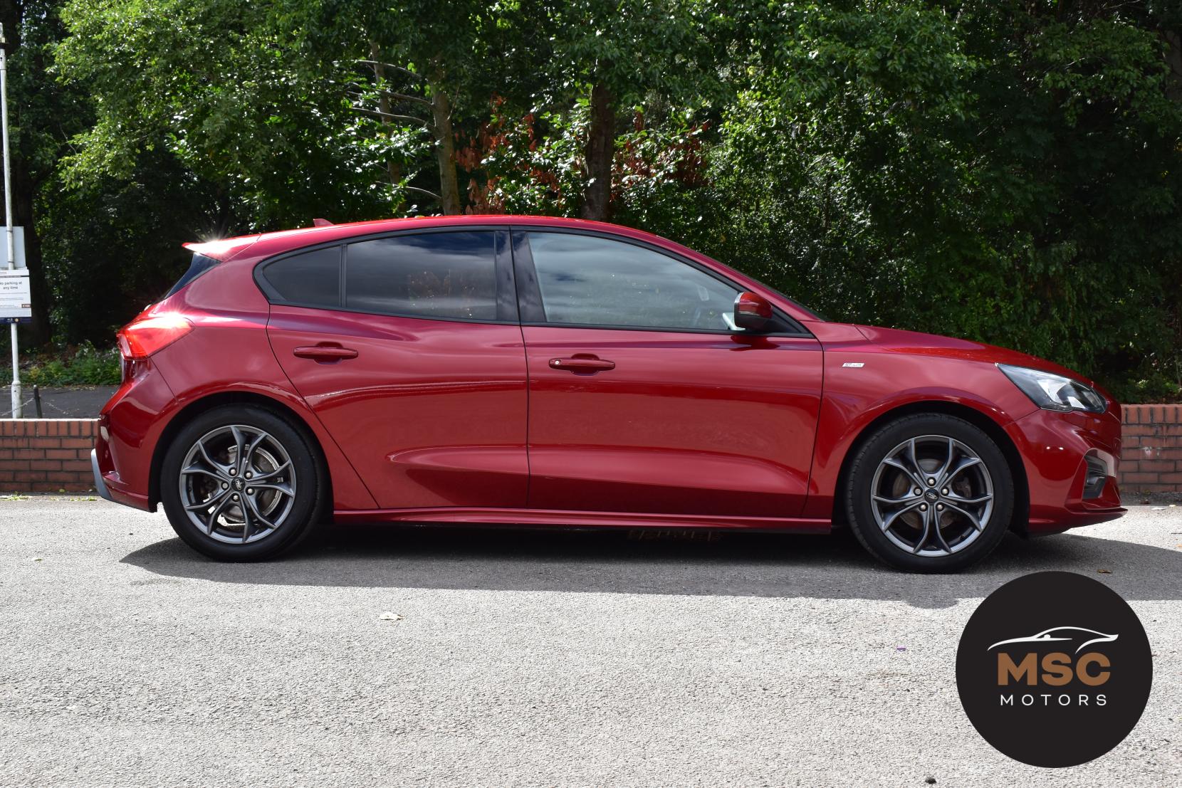 Ford Focus 1.0T EcoBoost ST-Line Hatchback 5dr Petrol Manual Euro 6 (s/s) (125 ps)